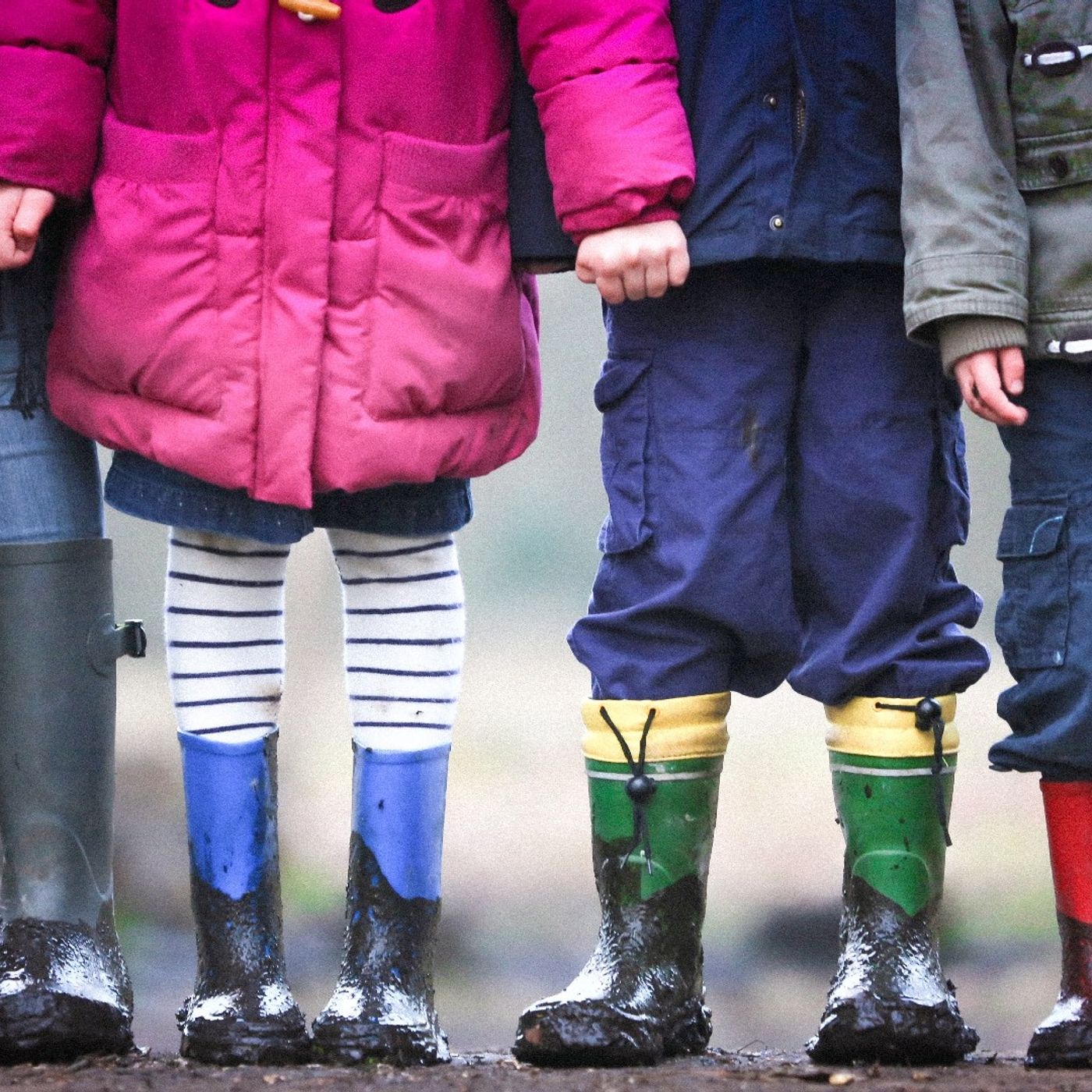 "Regalo sospeso", Sacerdote: «Regaliamo giocattoli ai figli dei carcerati» episode artwork