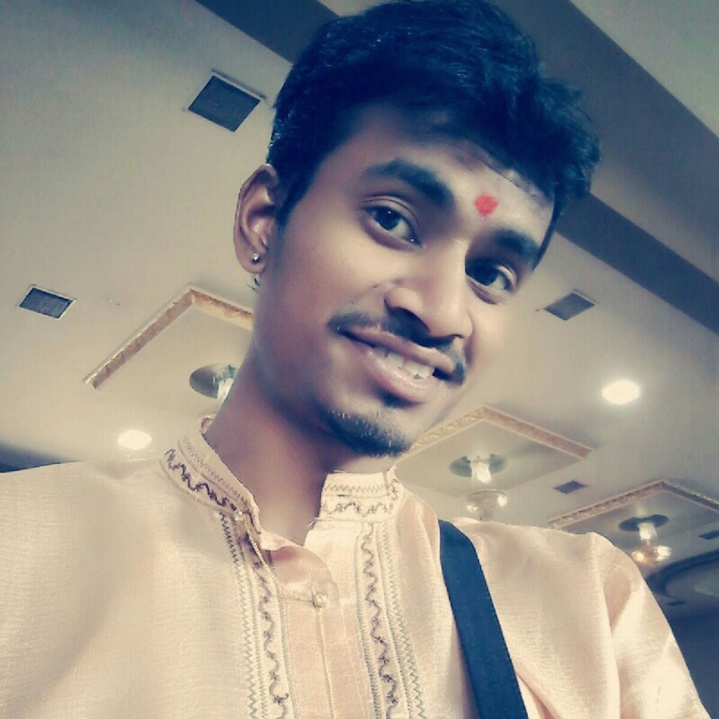 Pranay Gomashe\'s tracks