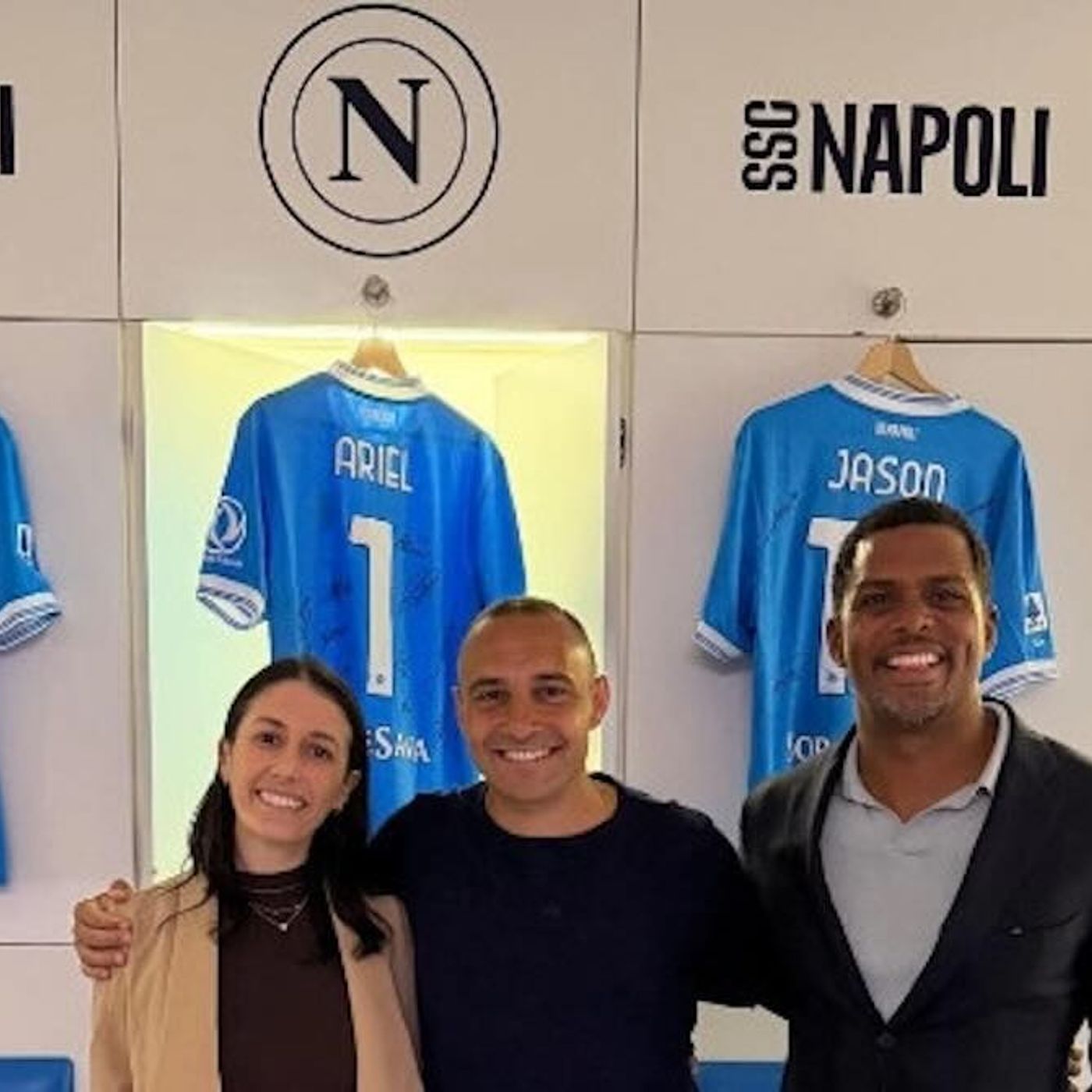 Nuovo assalto degli americani dell'Ugp per rilevare il Napoli da De Laurentiis episode artwork
