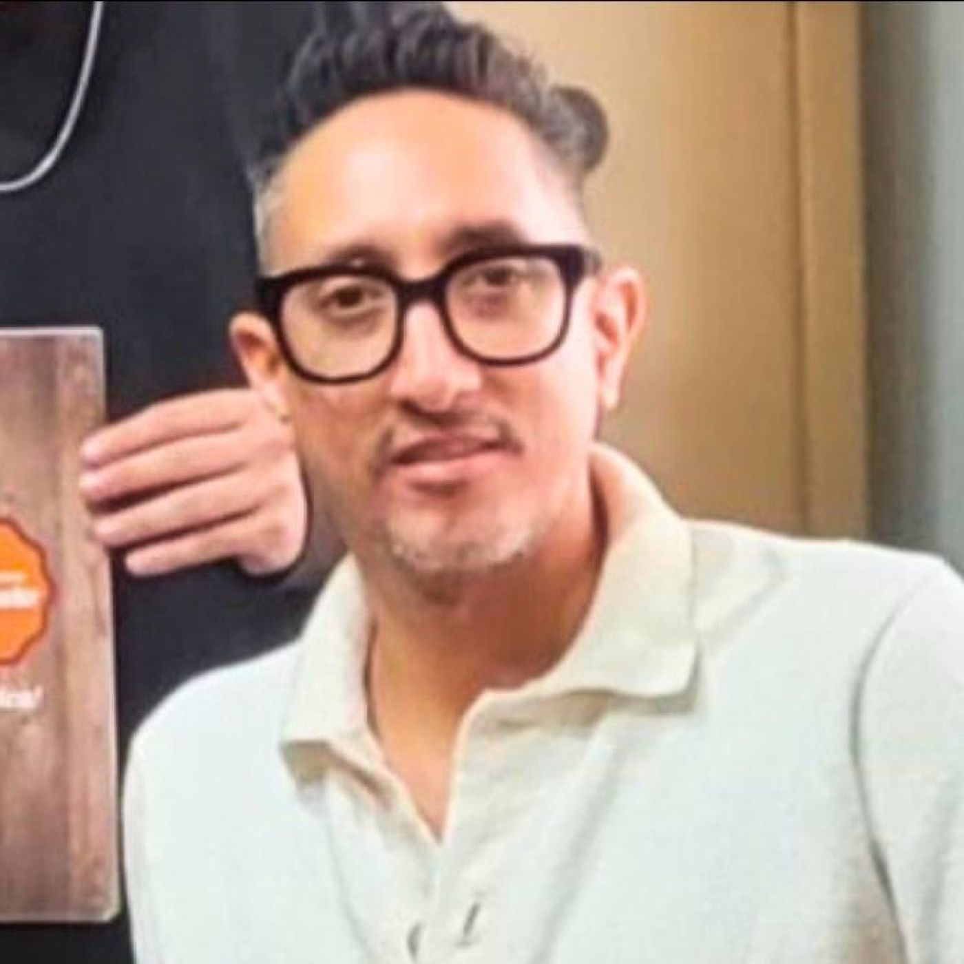 Adrian Sanchez Medialuna del Abuelo Acreditados episode artwork