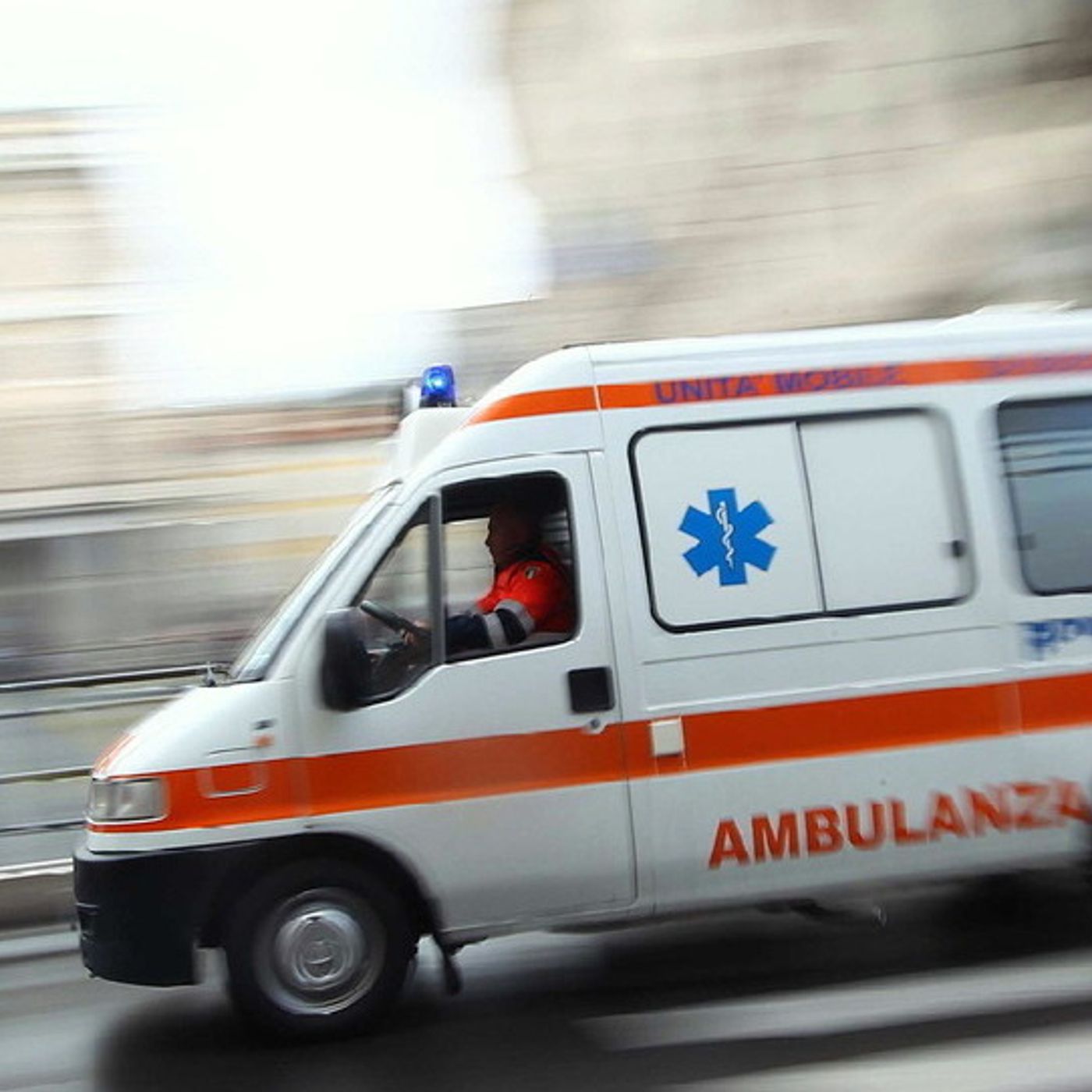 Blackout all’ospedale, attivata l’emergenza. Pazienti critici trasferiti a Santorso episode artwork