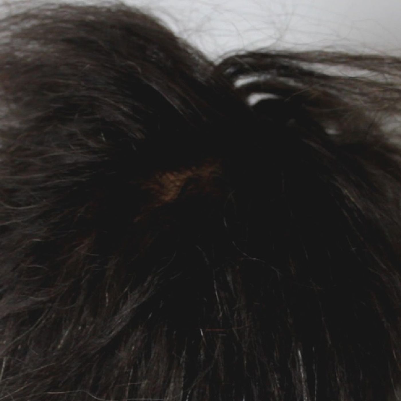 Keep Your Hair Moisturized While Going Through The Season Change