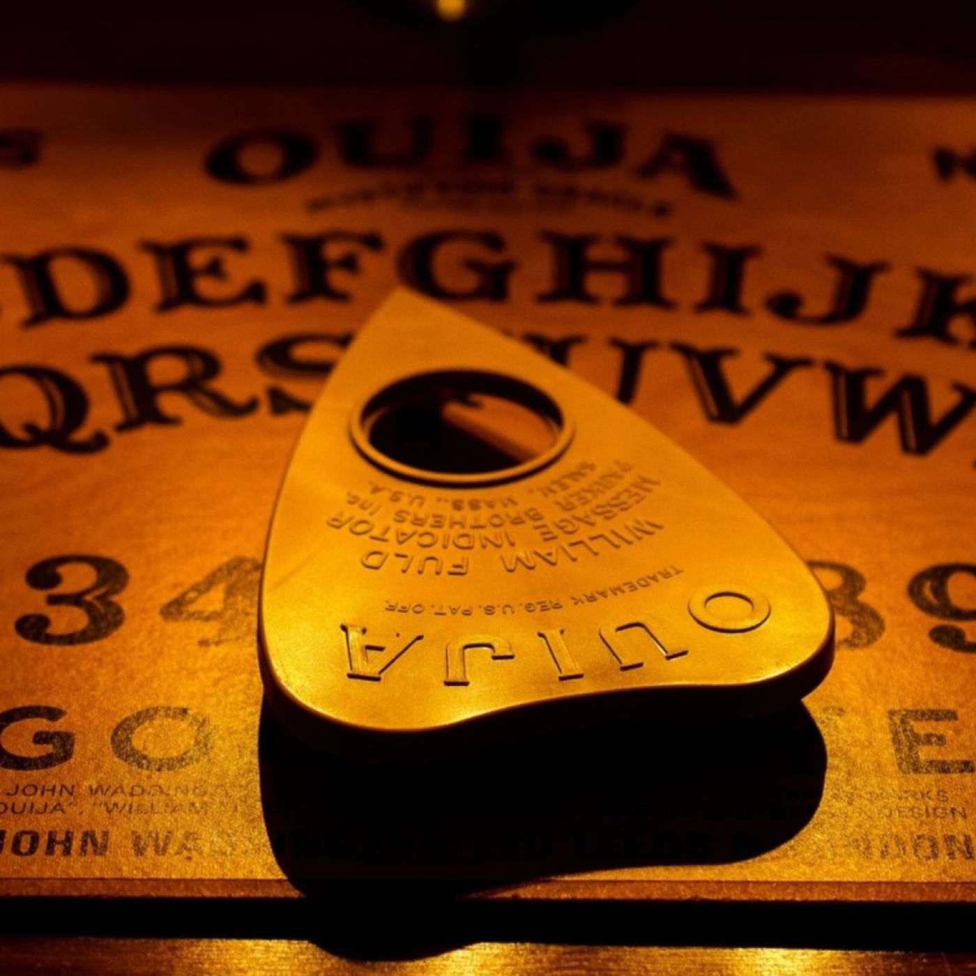 Al filo de lo real nº.555: OUIJA, el juego maldito episode artwork