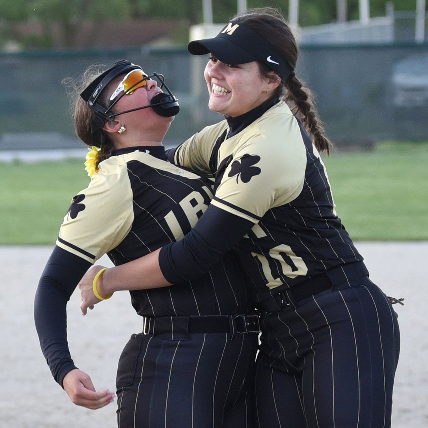 Joslynn Dole, Emma Thyfault, Gabby Burnett help McNamara end All-City skid against Bradley-Bourbonnais episode artwork