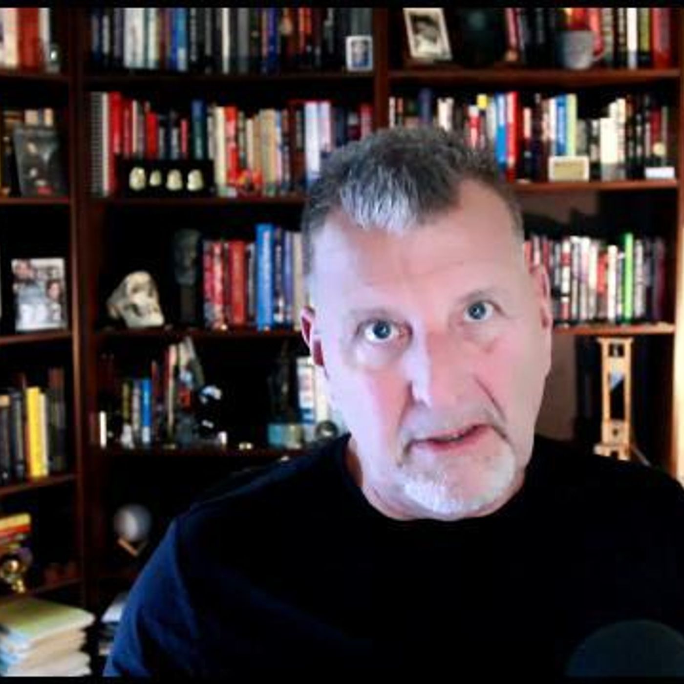 Interview with retired supervisory special agent (BAU) Mark Safarik