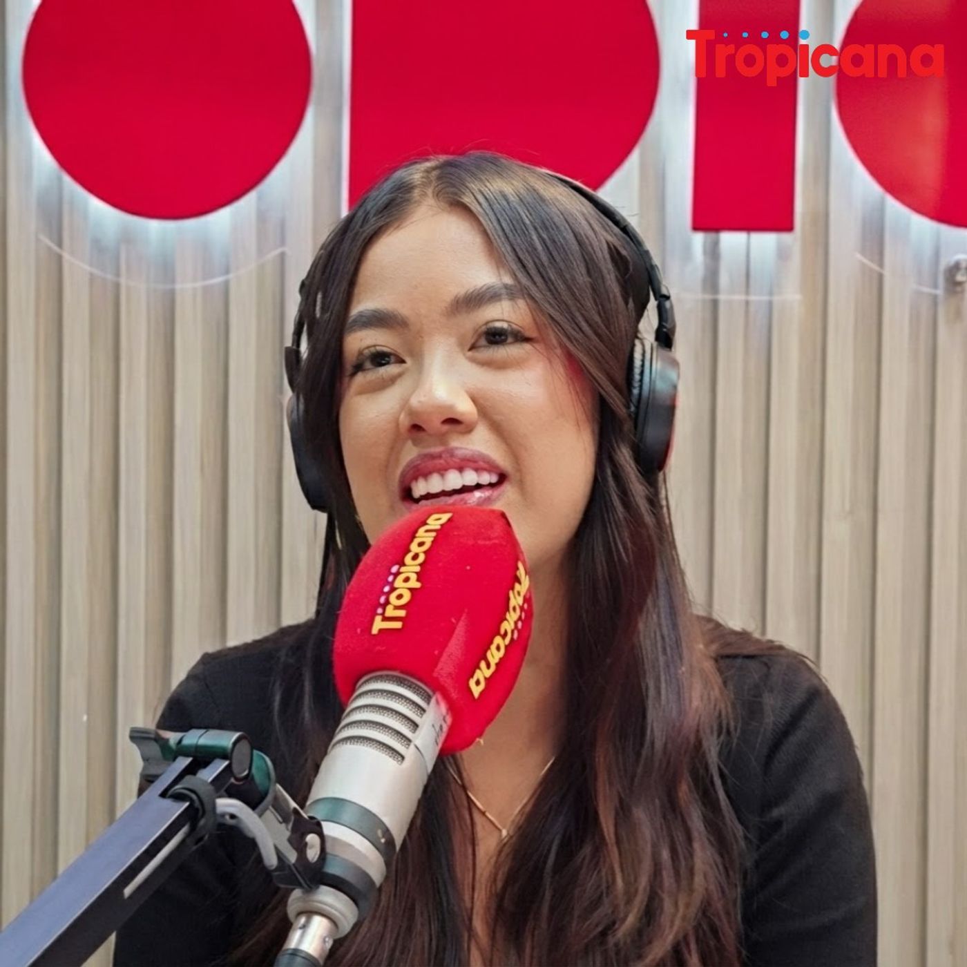 Sara Acosta la voz Guajira que acompana el dolor de toda Colombia episode artwork