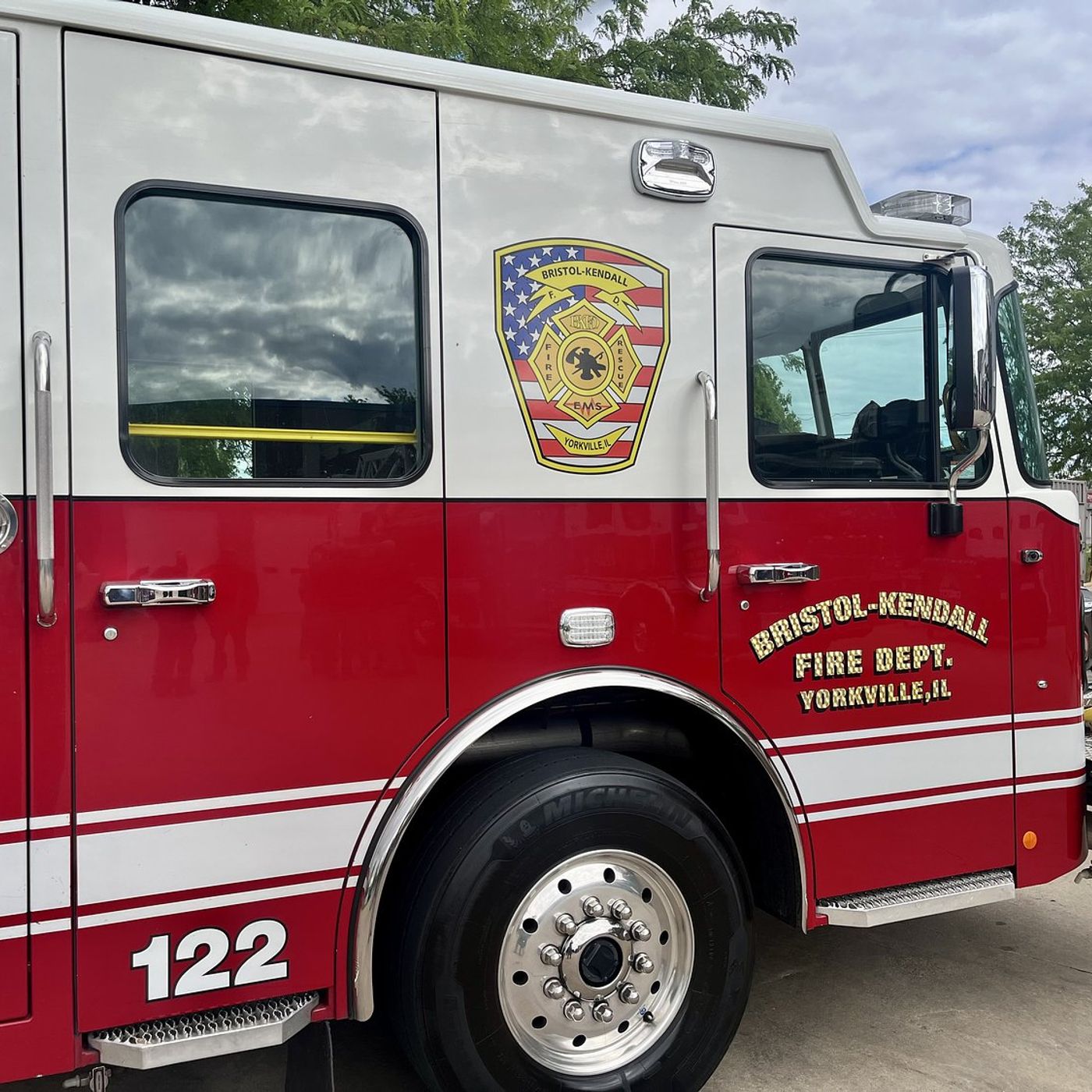 Yorkville neighbors extinguish garage fire with garden hose, fire crew said actions saved house