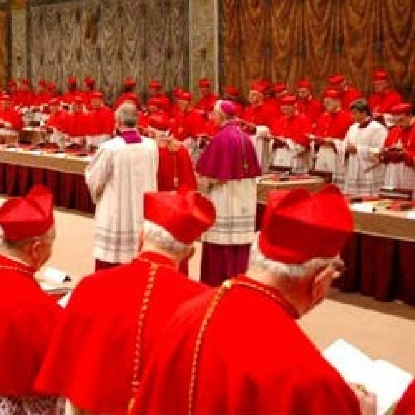 Al filo de lo real nº.454: Secretos del Papado, del Cónclave y del Vaticano episode artwork