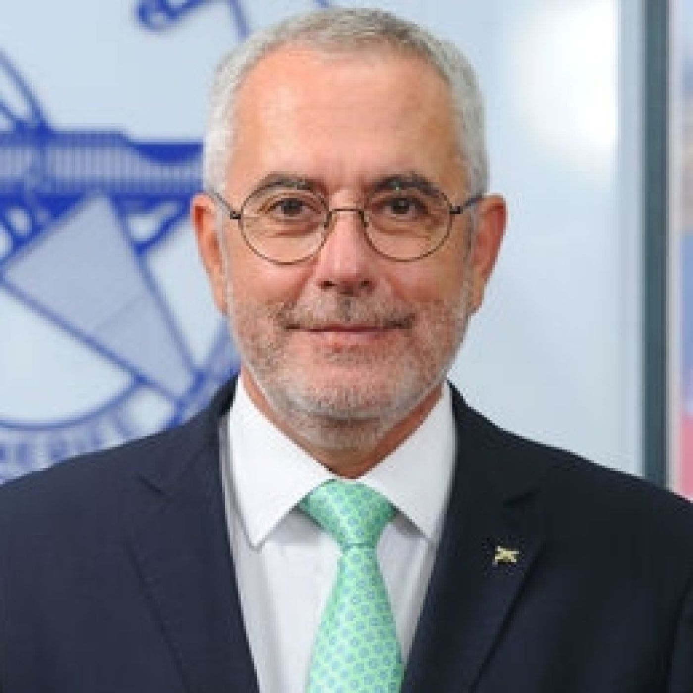 La Diez Capital Radio