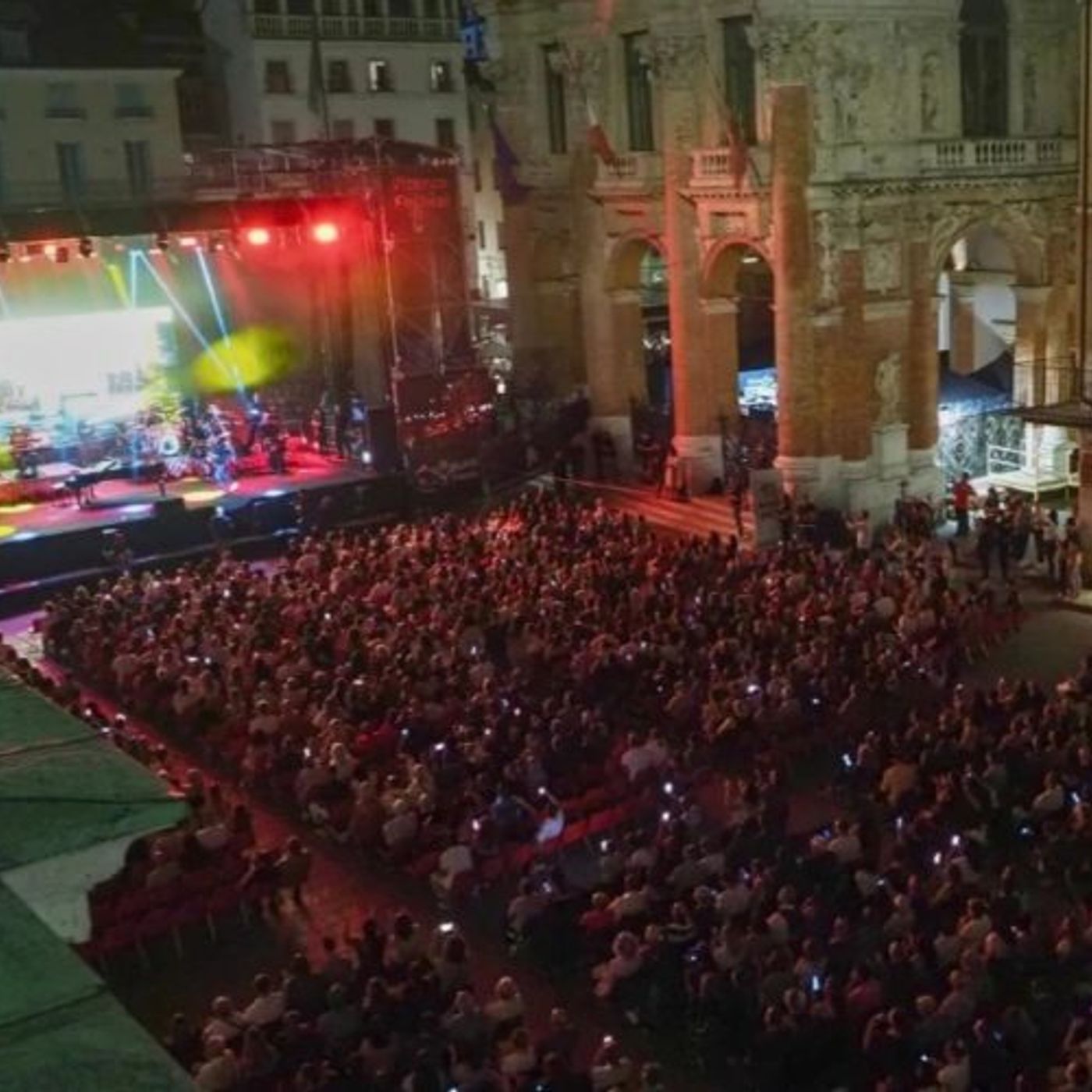 Vicenza in Festival: sei giorni di musica e comicità in piazza dei Signori episode artwork