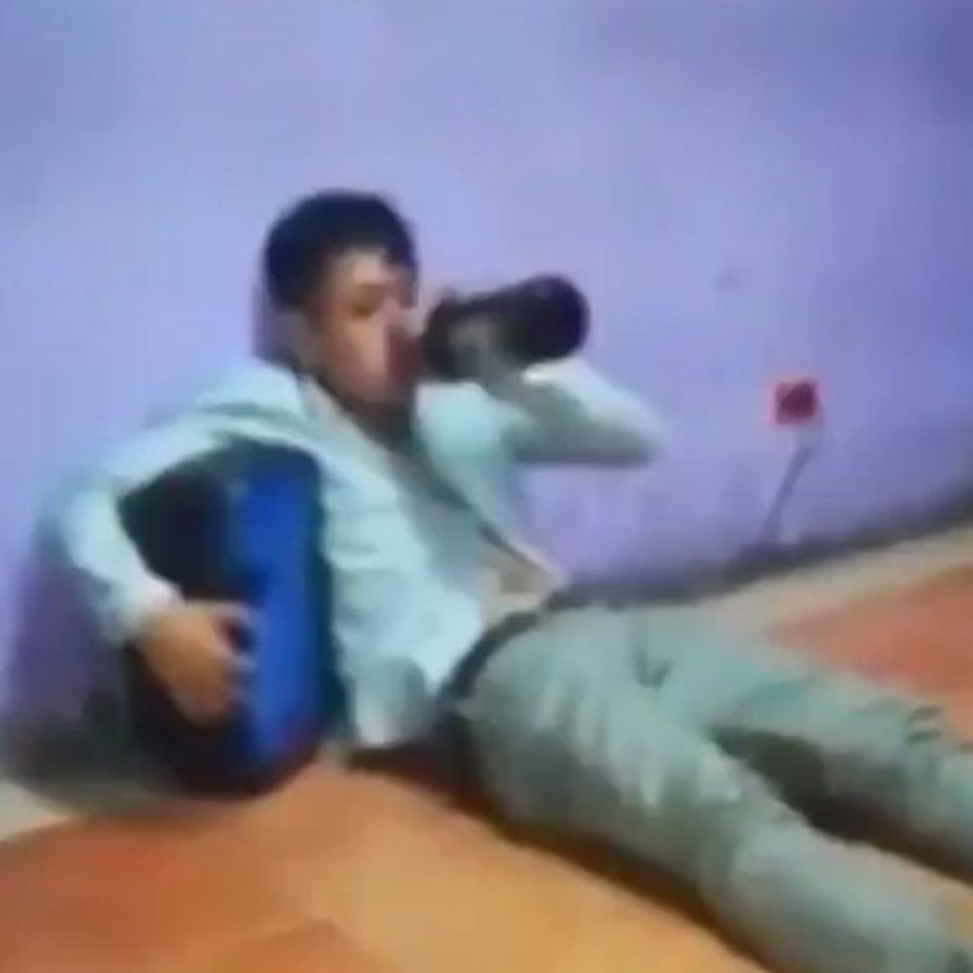 guzel degilsem guzellesirim ben seni cok seviyorum...