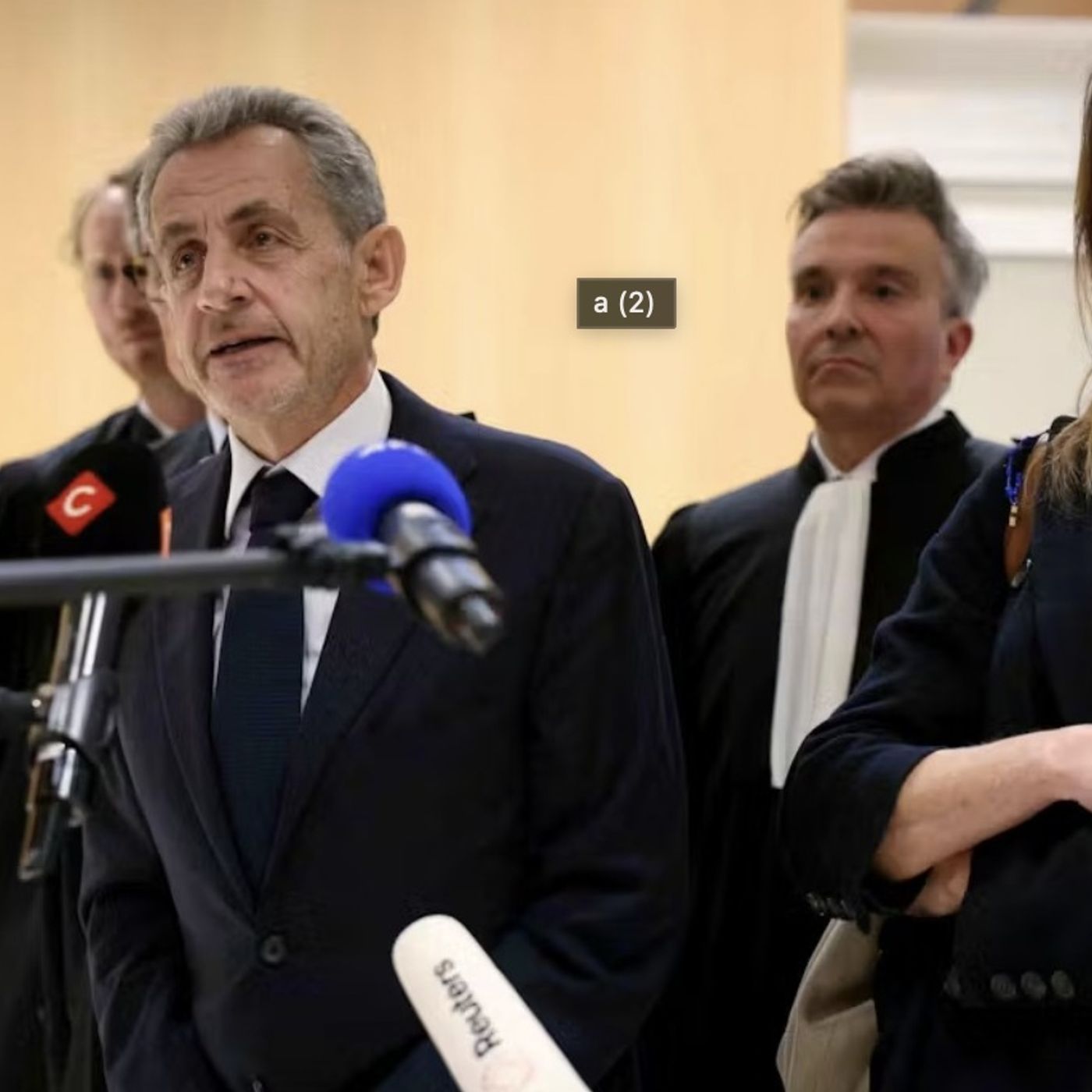 Francia24: Sarkozy in carcere per atti compiuti da altri - Incidente aereo sfiorato a Nizza, tre ipotesi convincenti - Meteo Week End