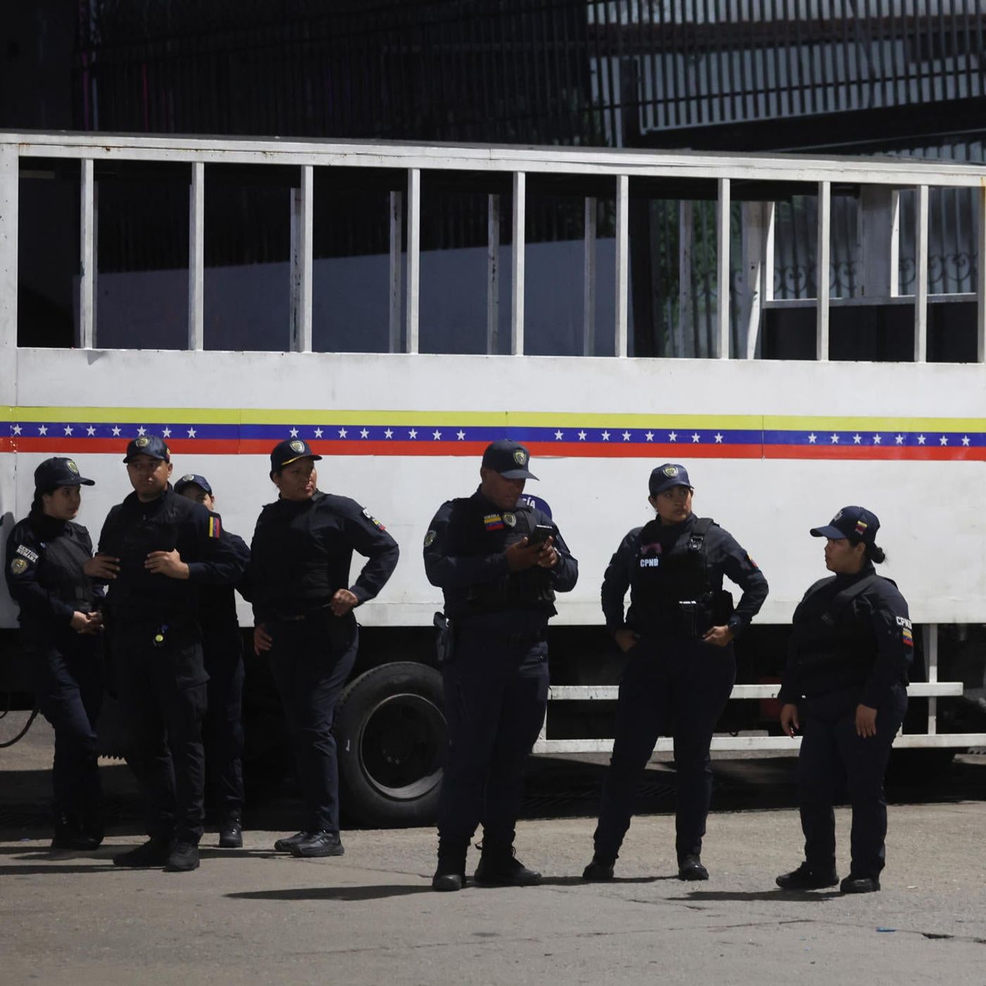 El abogado Nizar El Fakid se muestra escéptico sobre la liberación de presos en Venezuela: "Una imagen de cambio que no es real" El abogado Nizar El Fakid se muestra escéptico sobre la liberación de presos en Venezuela: "Una imagen de cambio que no es real"