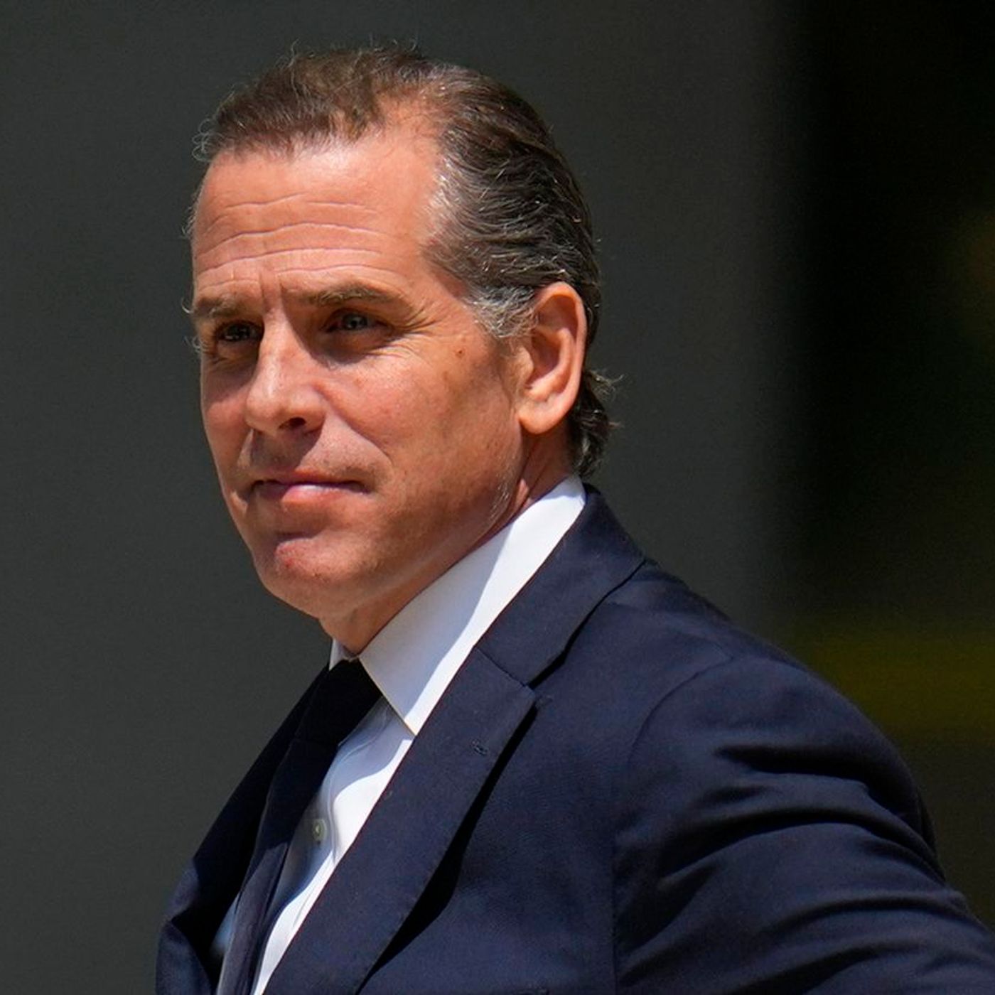 EXCLUSIVE Hunter Biden received $250K from Beijing with address listed as Joe Biden's home! episode artwork