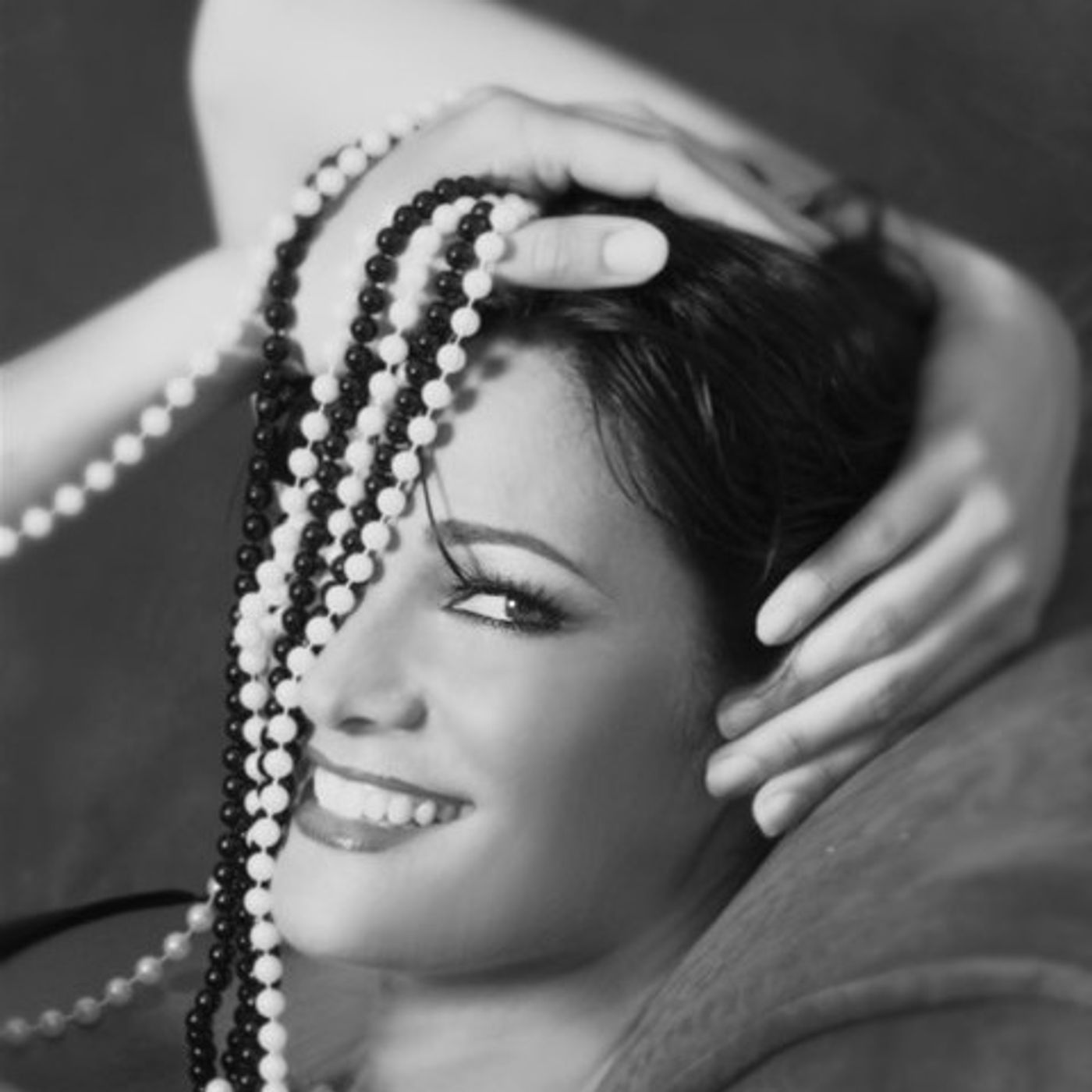 MANUELA ARCURI ON StyleWatch 1 (Intervista)