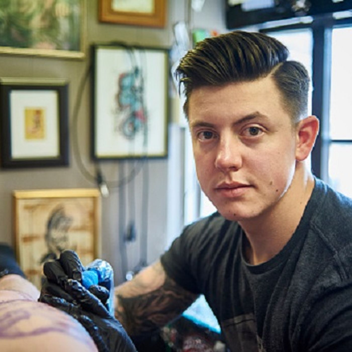 (Smile File) Tattoo artist helps parents whose child has passed away episode artwork