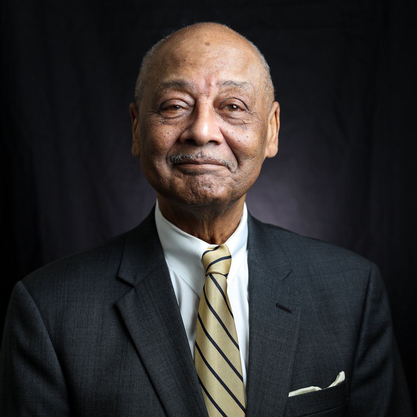 1 ON 1 with Gil Guillory