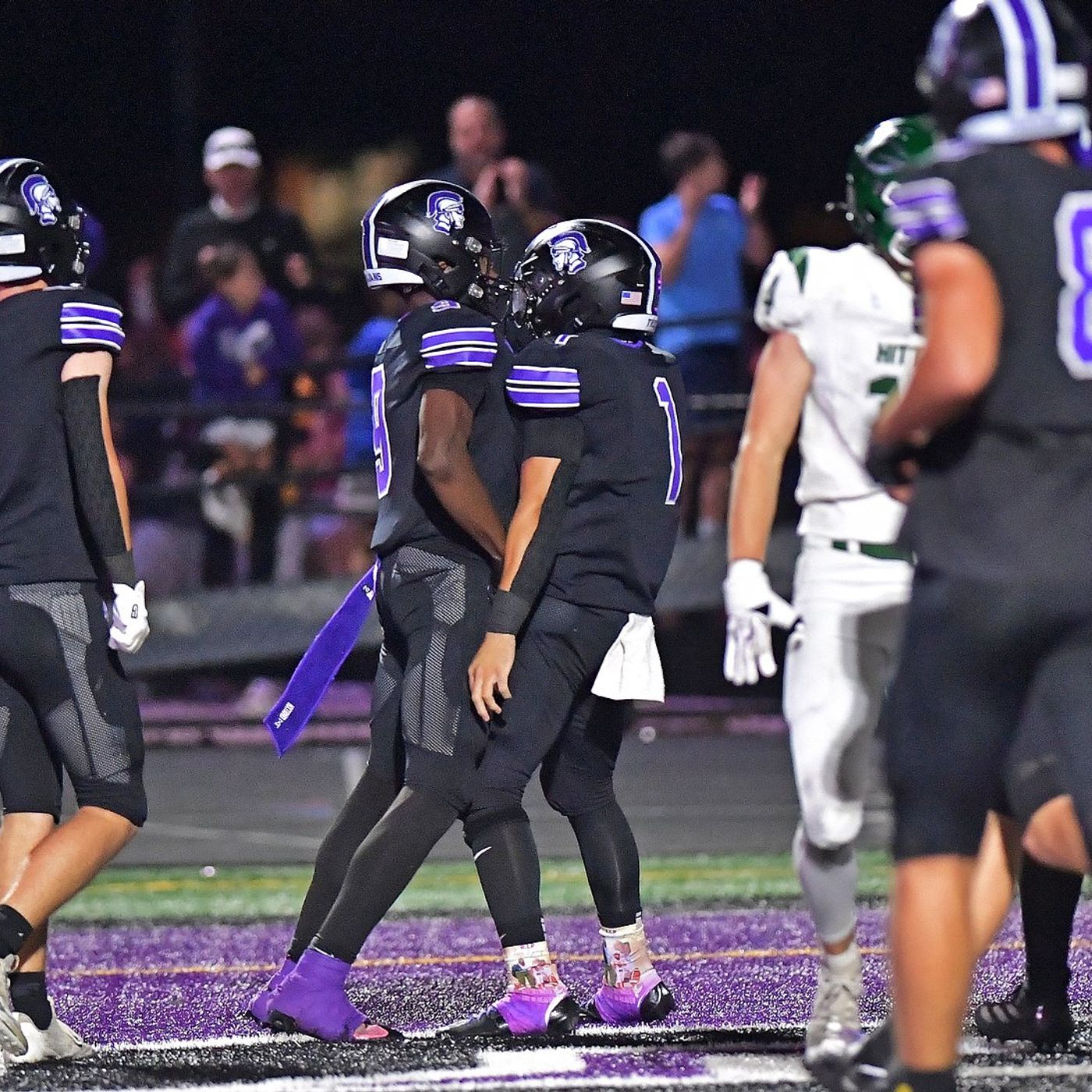 Downers Grove North QB Kevin Jay, hurt last week, throws 2 TDs in relief, ‘D’ locks down win vs. Glenbard West episode artwork