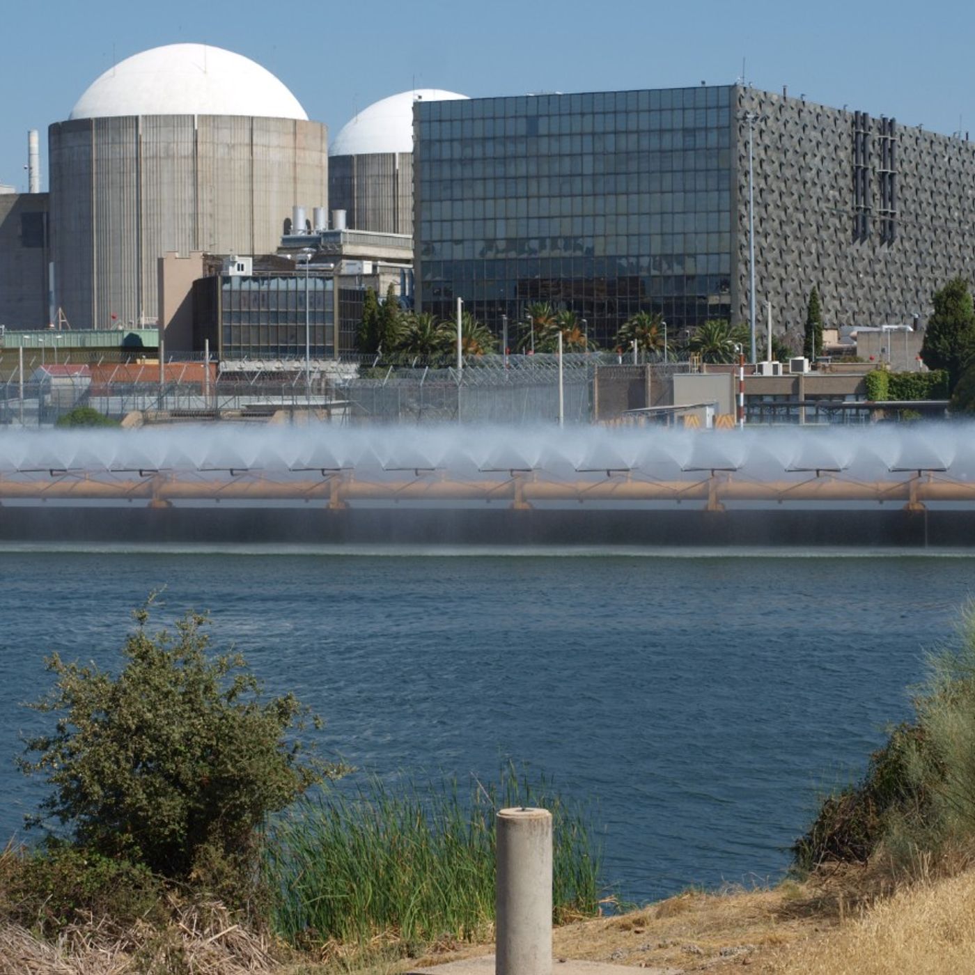 Reportajes en Es la Mañana: España, a la contra del mundo con la energía nuclear