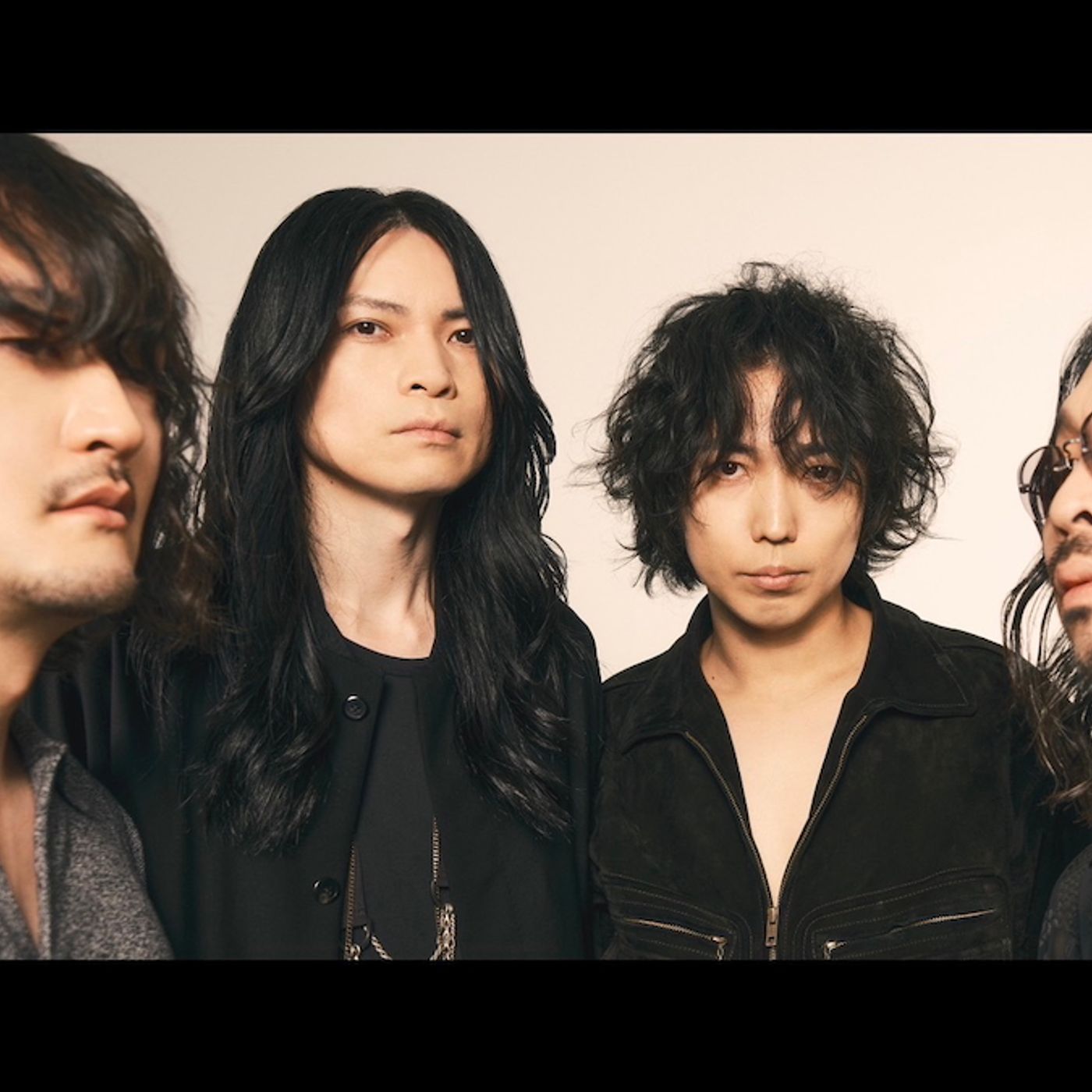 The Novembers、約2年半ぶりの新作EP『合奏する、エンジン』配信リリース　ライブ会場でCD販売も episode artwork