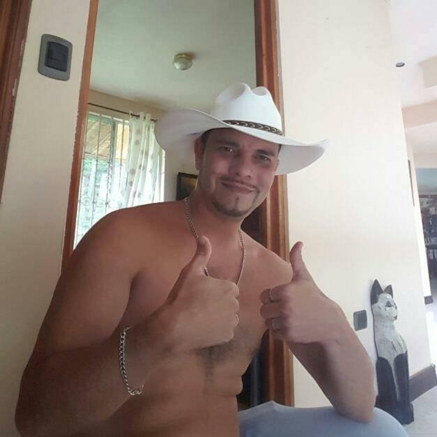 pistas de Alex Davila