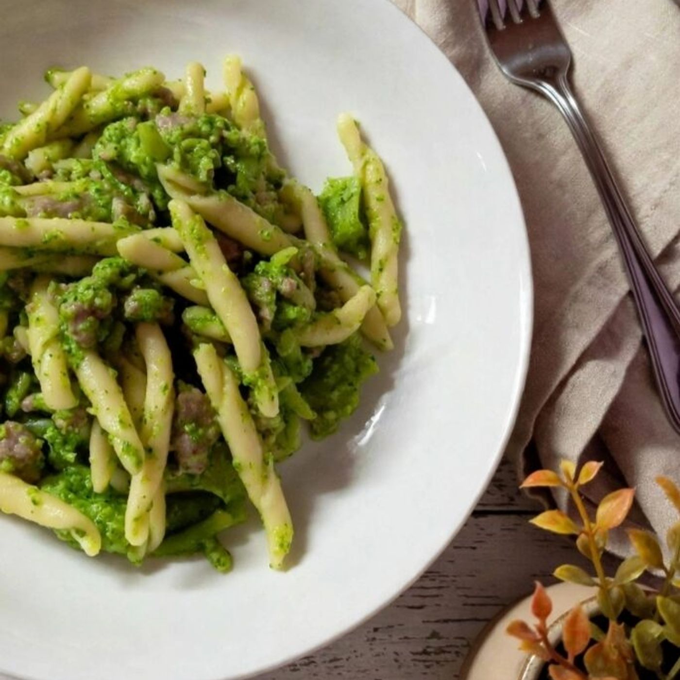 Pasta con broccolo barese e salsiccia 🥦 episode artwork