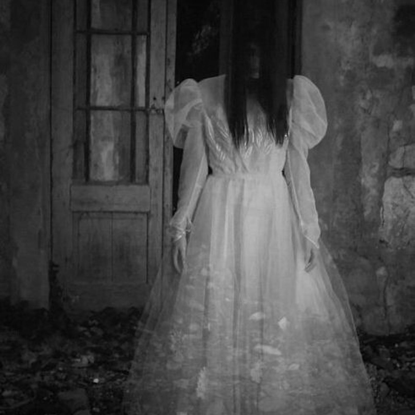 Historias de Miedo Octubre 4 de 2024 HABLABA CON PERSONAS NO VIVAS