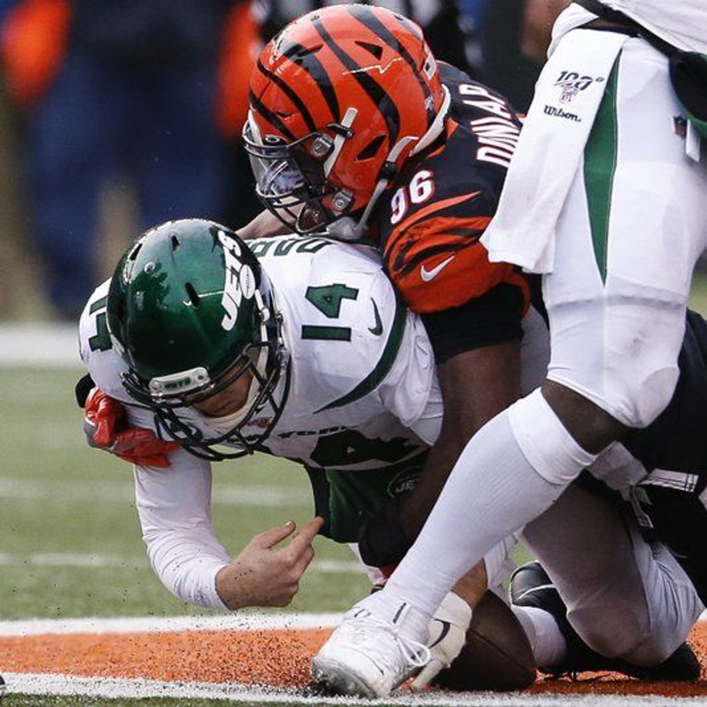 Jets loss to Bengals proves Adam Gase is in over his head episode artwork