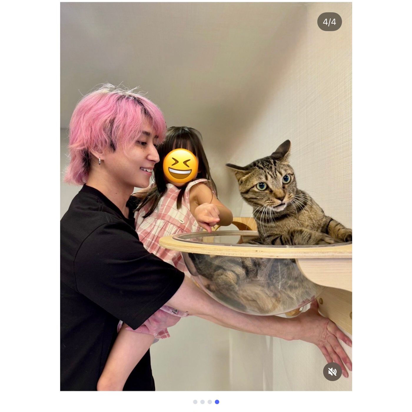 佐久間大介、溺愛する姪っ子の成長に驚き　手を繋いで歩く姿に「パパみたい」「こんな叔父さんいいな」