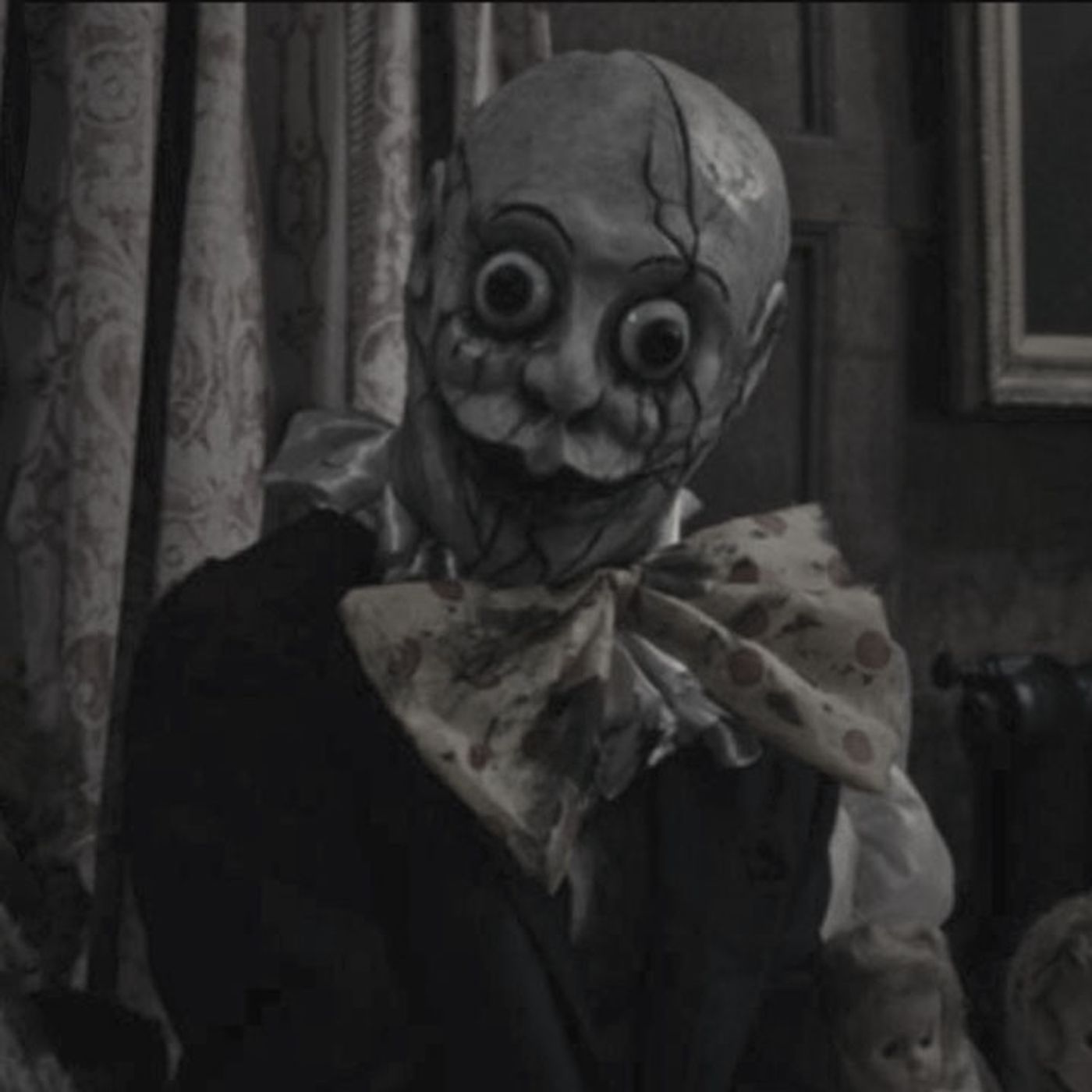 Encontramos Una Caja Maldita Historias De Terror - REDE