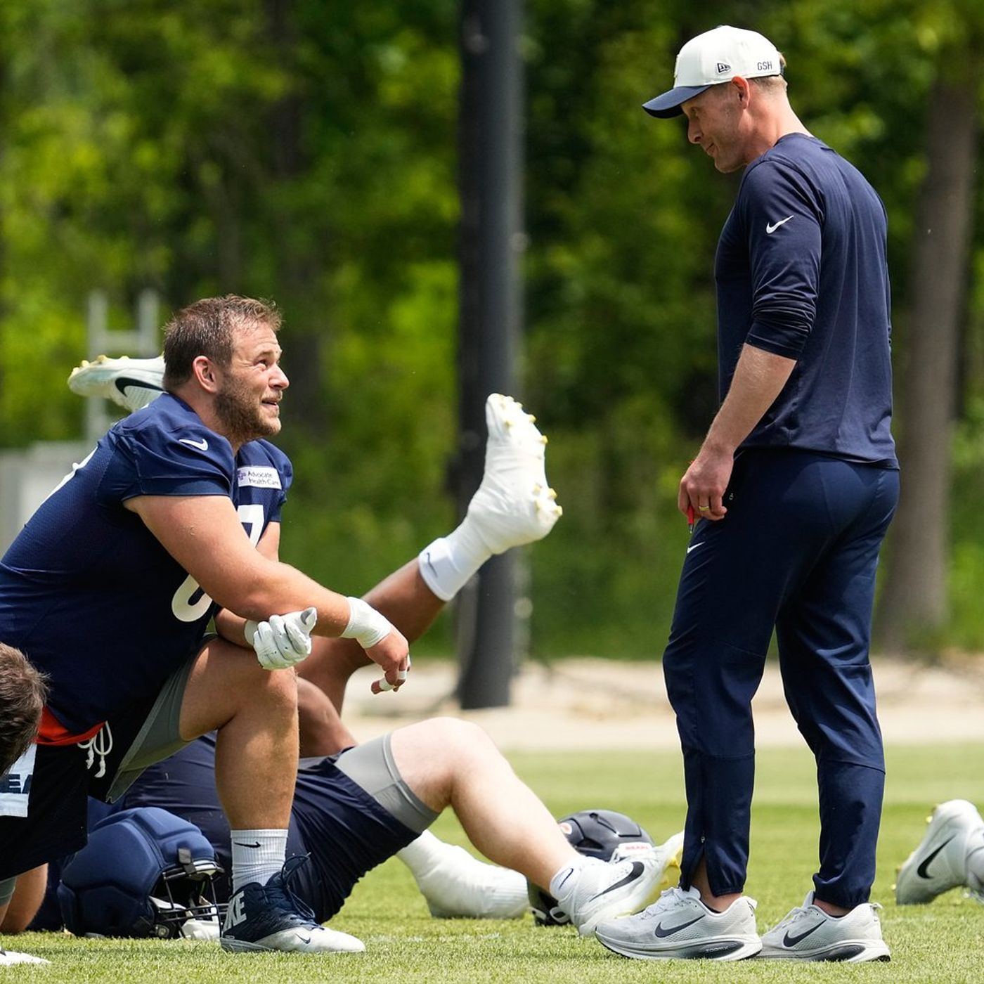 Top Chicago Bears position battles to watch in 2026: No. 5 center episode artwork