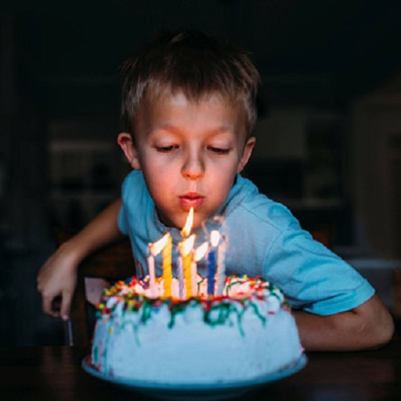 Teen makes sure underprivileged children enjoy their birthday (Smile File) episode artwork