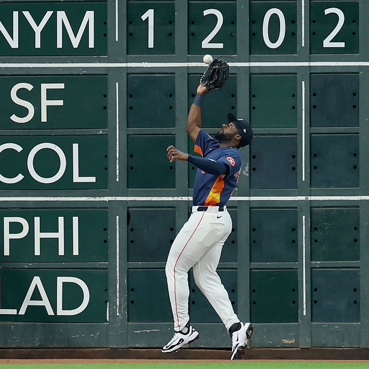 Astros vs Pirates, CJ Stroud Haircut Talk? Mavs Moving to Burbs