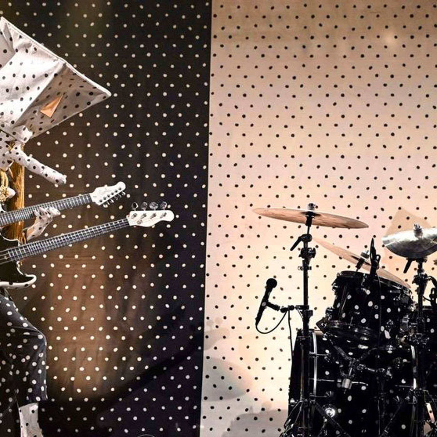 Watch Angine de Poitrine Shred Through a New Song on Fallon episode artwork