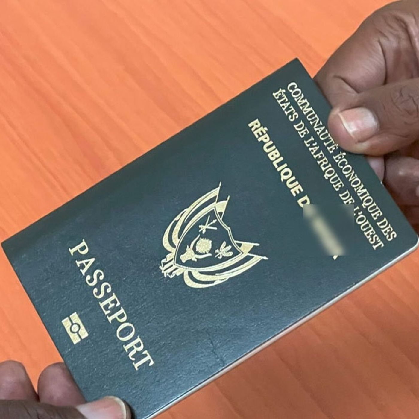 Le journal du 09 juin 2025 - Suspension temporaire des visas étudiants dans les ambassades américaines episode artwork