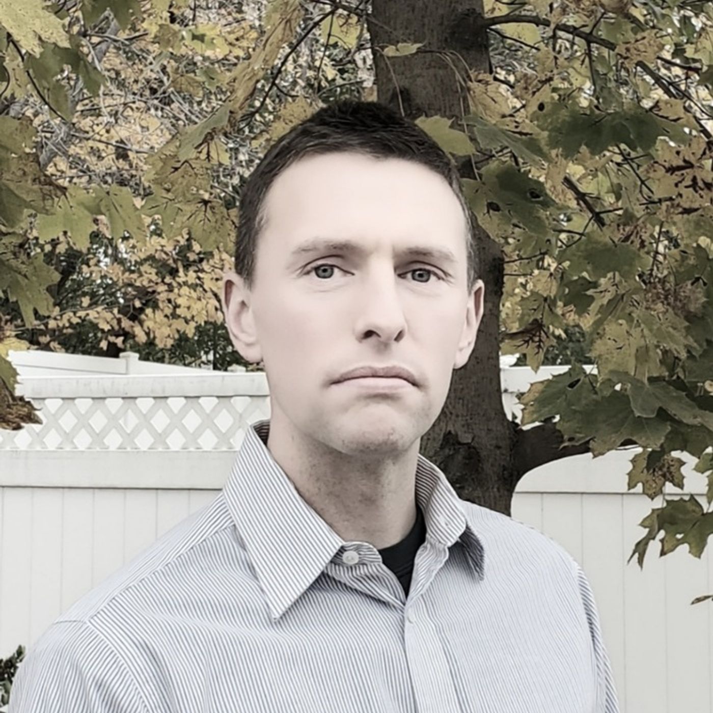Author Randall DeVallance of Beacon Publishing talks about his book "Memoir of a Doomsday Prophet"! episode artwork