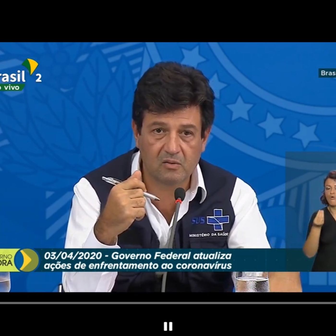 Ministro da Saúde afirma que o paciente Brasil não pode ser abandonado nas mãos dos familiares chamados de Bolsonaro Ministro da Saúde afirma que o paciente Brasil não pode ser abandonado nas mãos dos familiares chamados de Bolsonaro