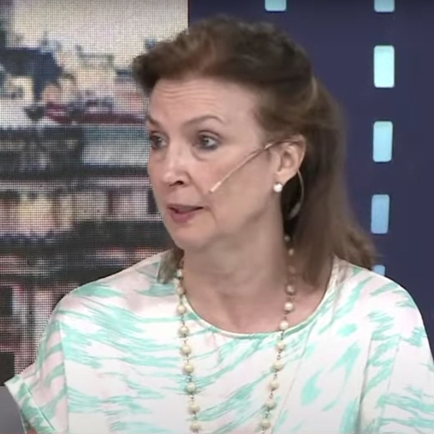 43 - Entrevista a Diana Mondino: Decisiones Clave, Prioridades Económicas y Enfoque en Alianzas Internacionales episode artwork