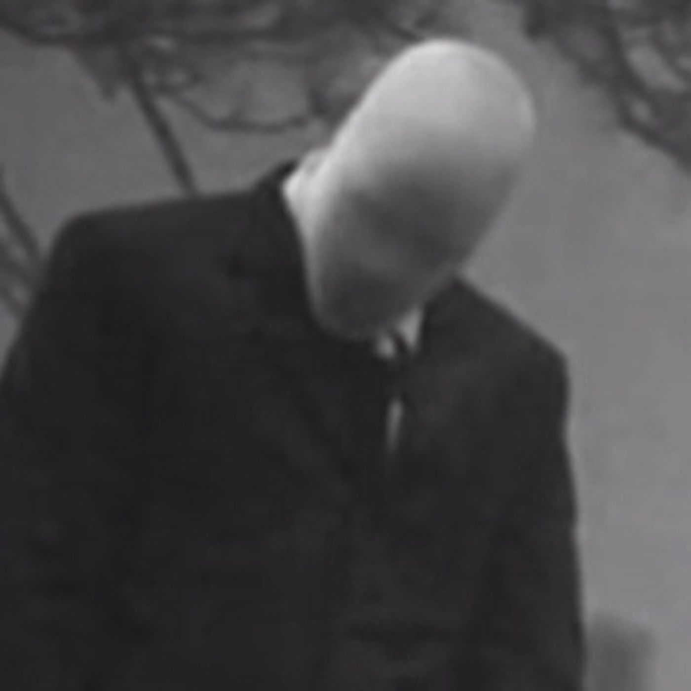 Episode 42 Slenderman, the Mad Gasser and the Dark Corners of the Internet episode artwork