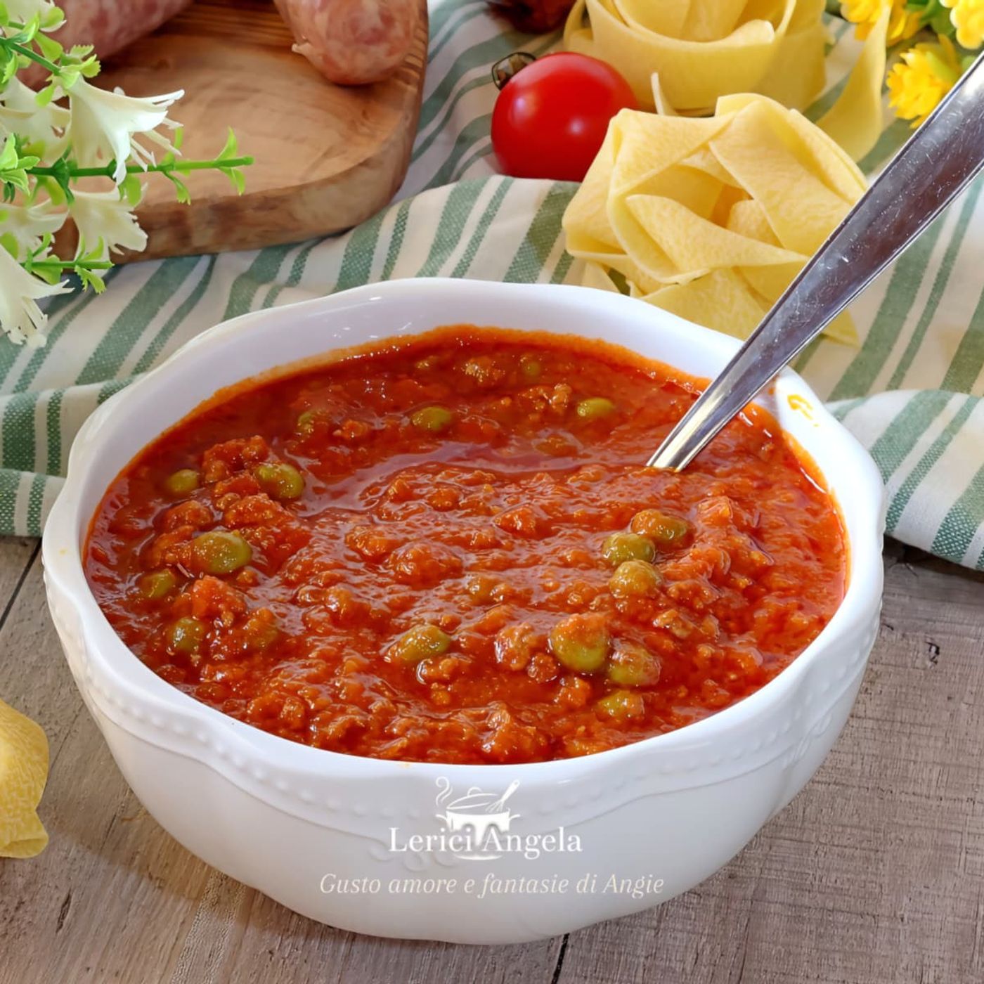 Ragù di carne e piselli