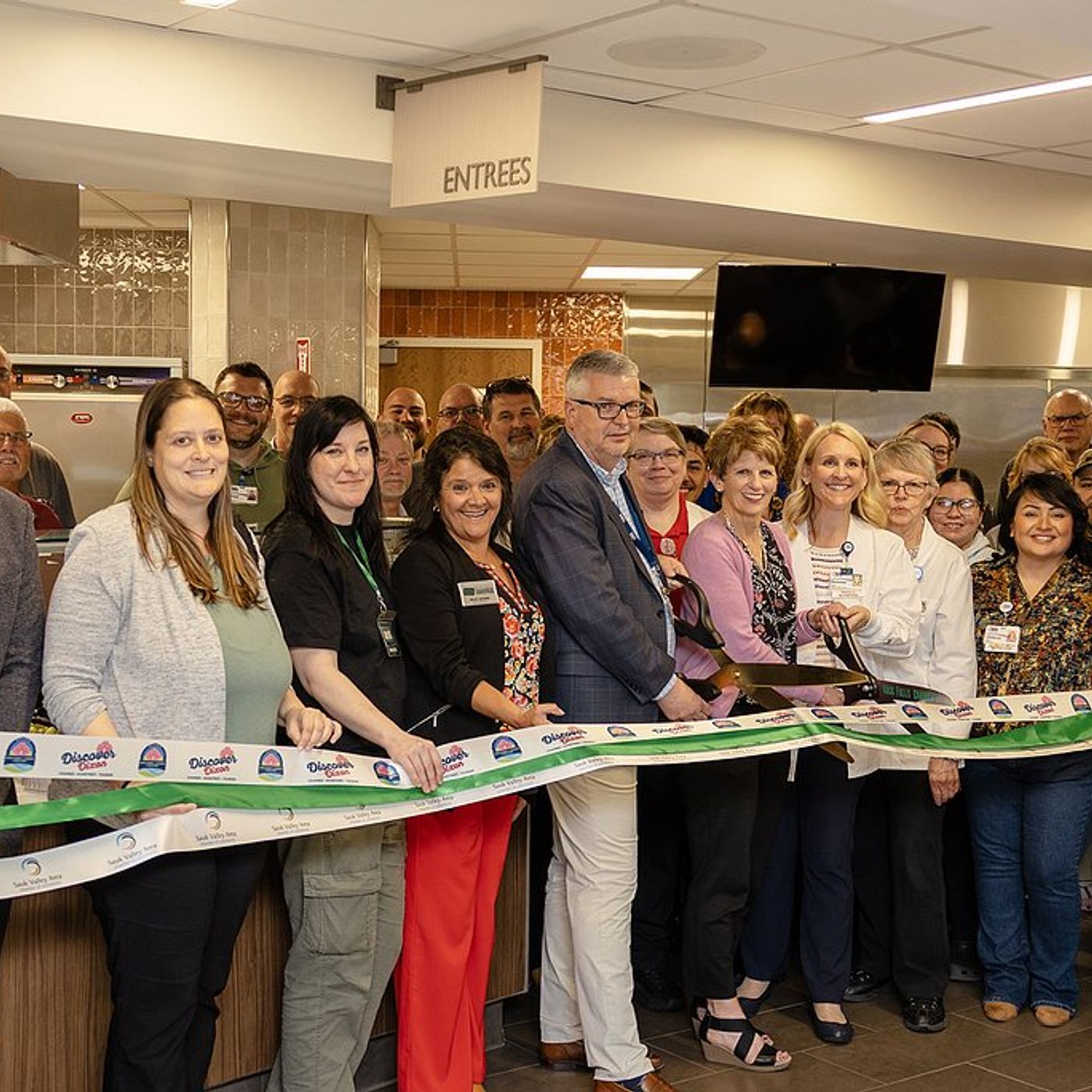 CGH Medical Center celebrates newly renovated cafeteria, coffee shop episode artwork