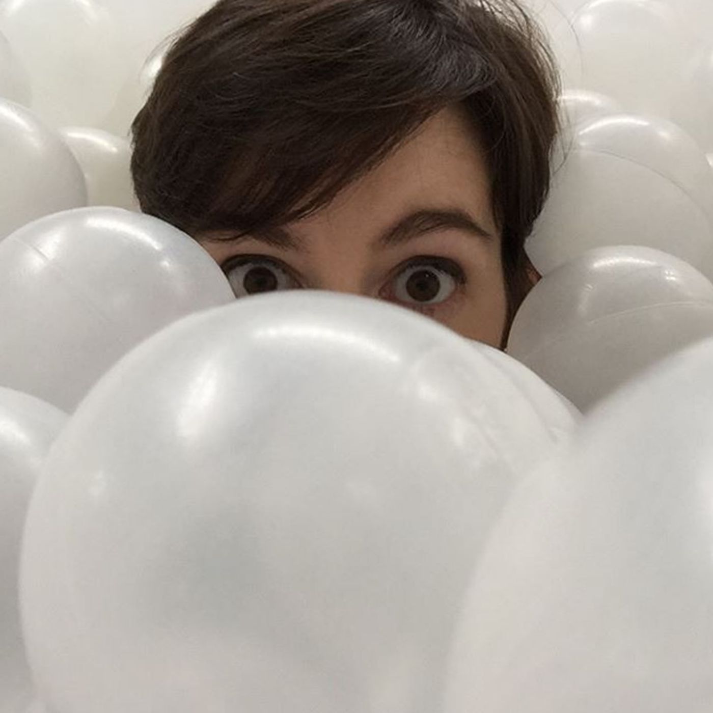 Episode 163 - Elyse Kelly and her Neon Zoo