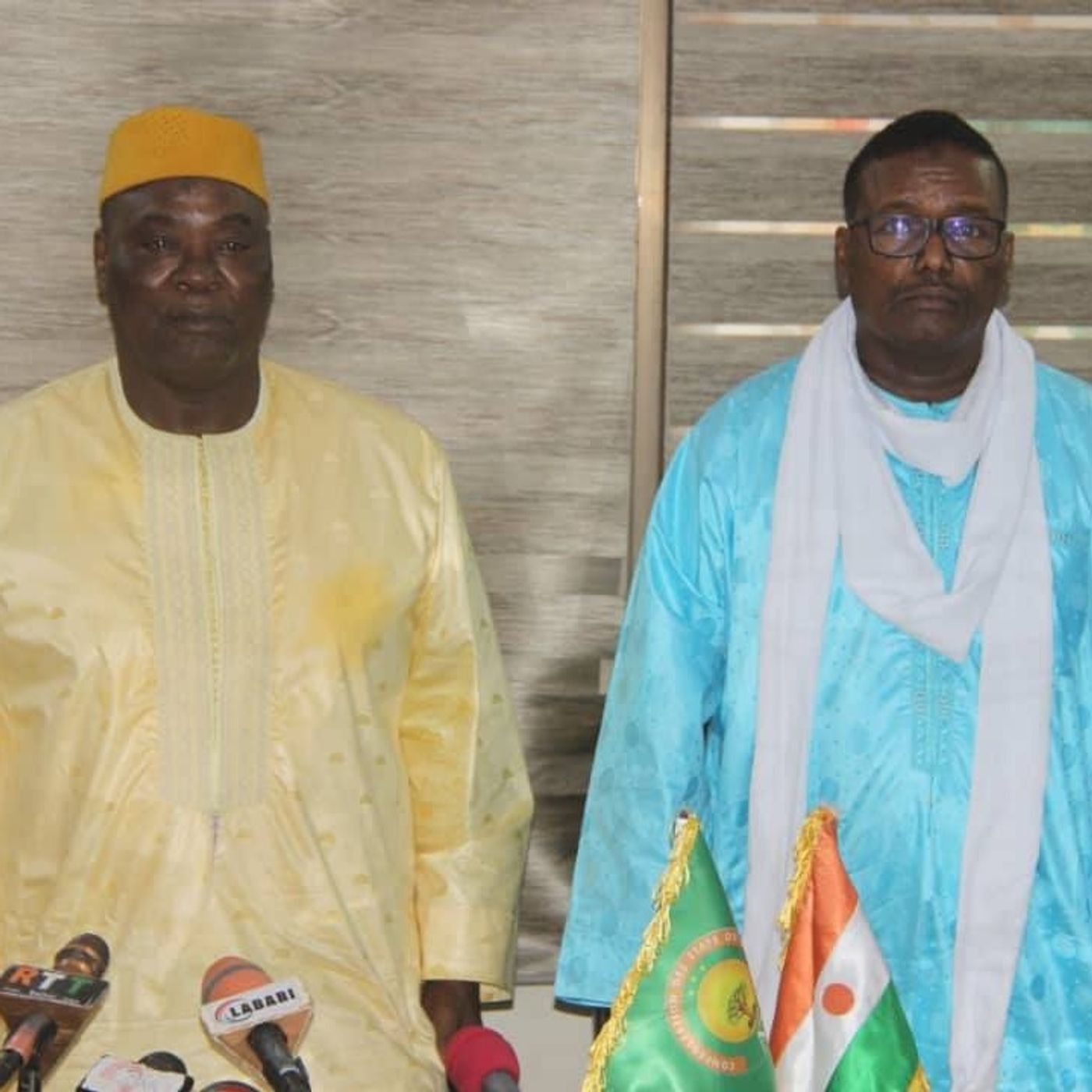 Journal en fulfulde - Studio Kalangou