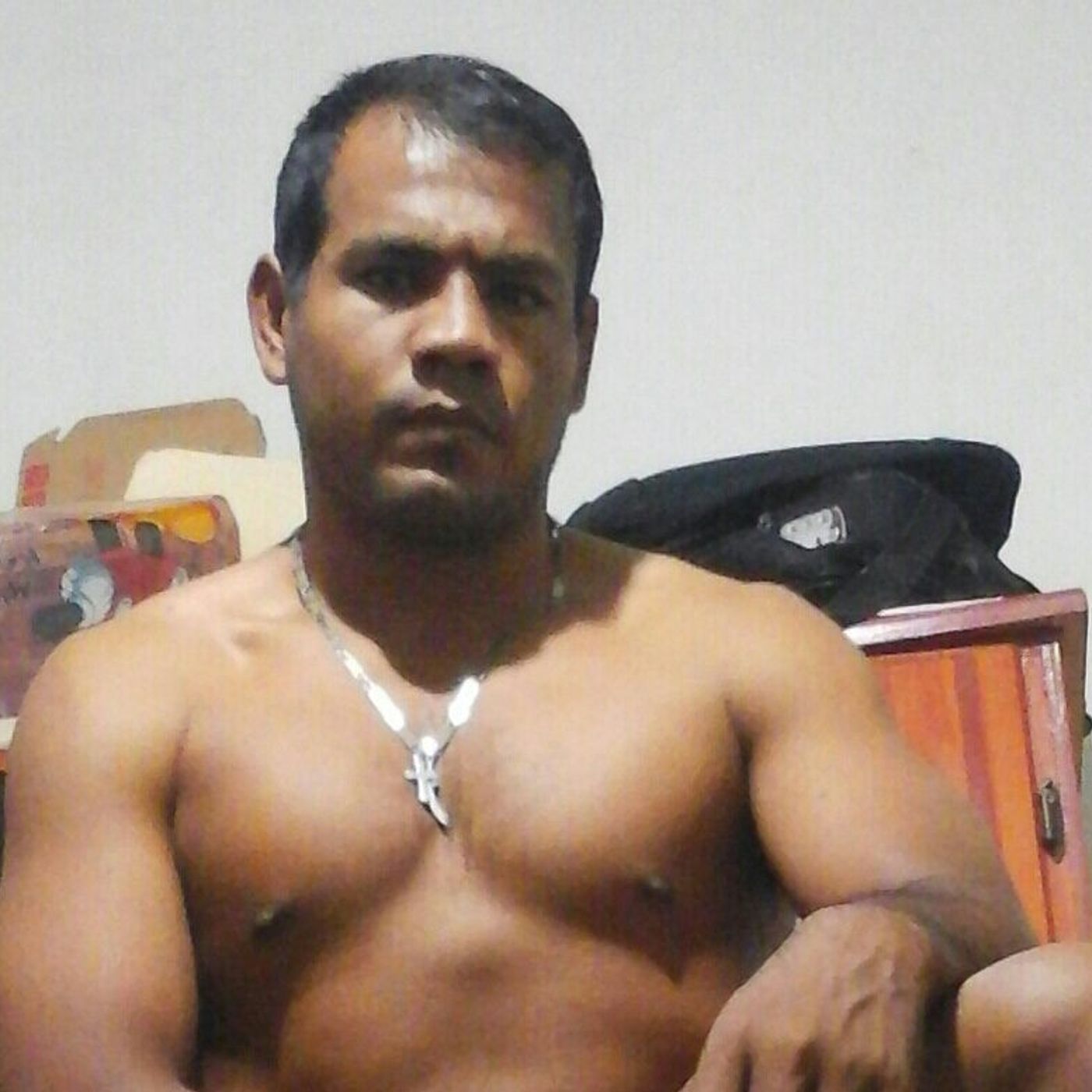 pistas de Alex Davila