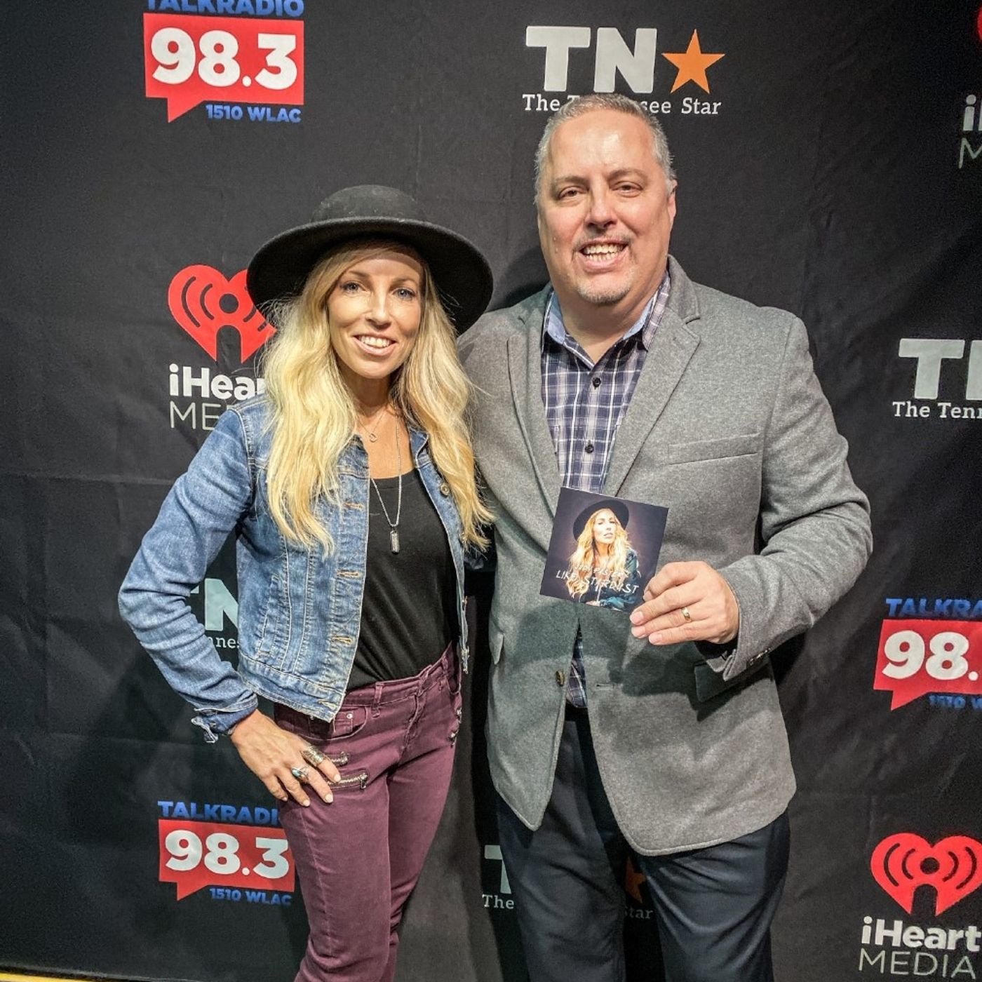 FOX17 Rock & Review Radio 98.3/1510 WLAC
