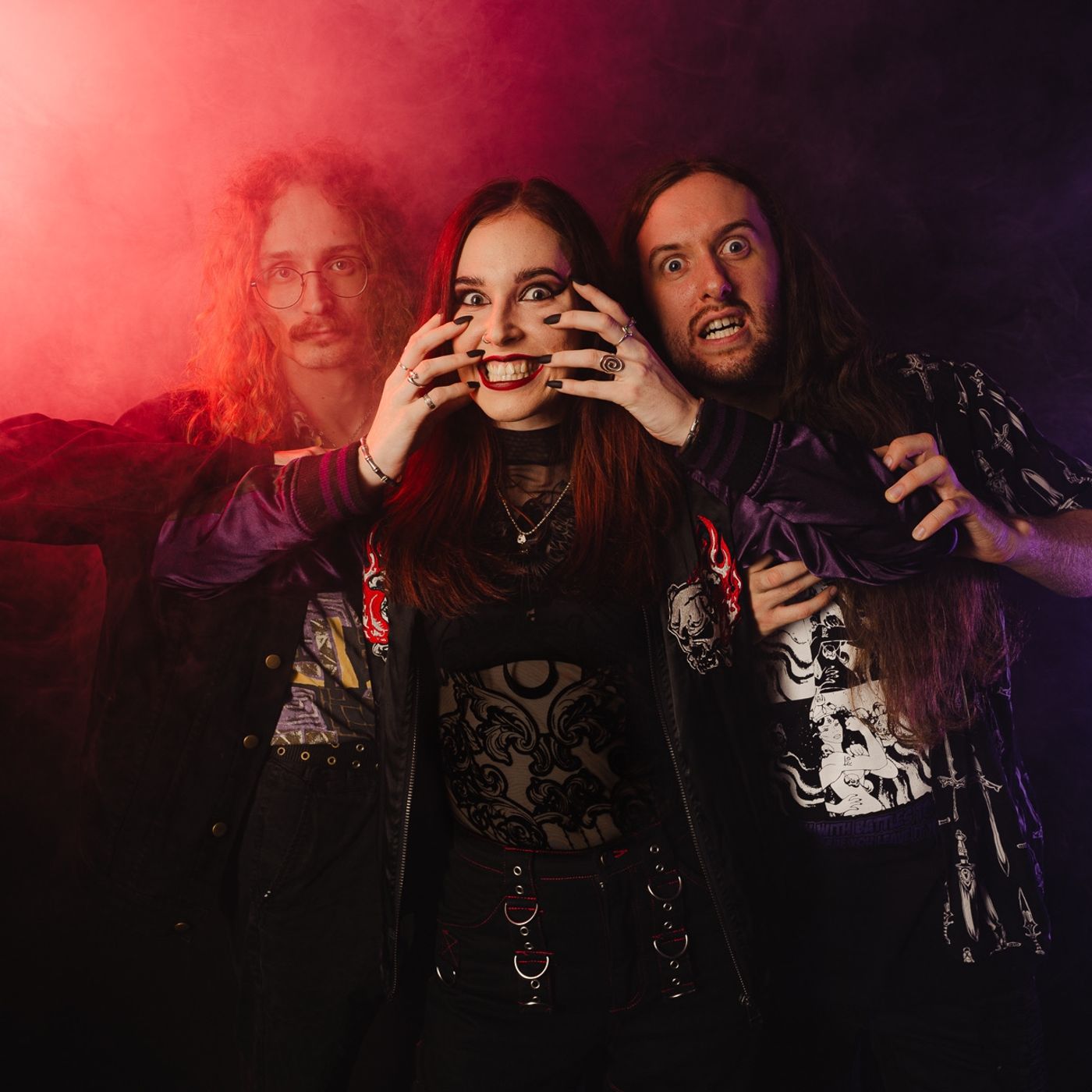 Musical Deception With SIANA DAVIS From KRAVE