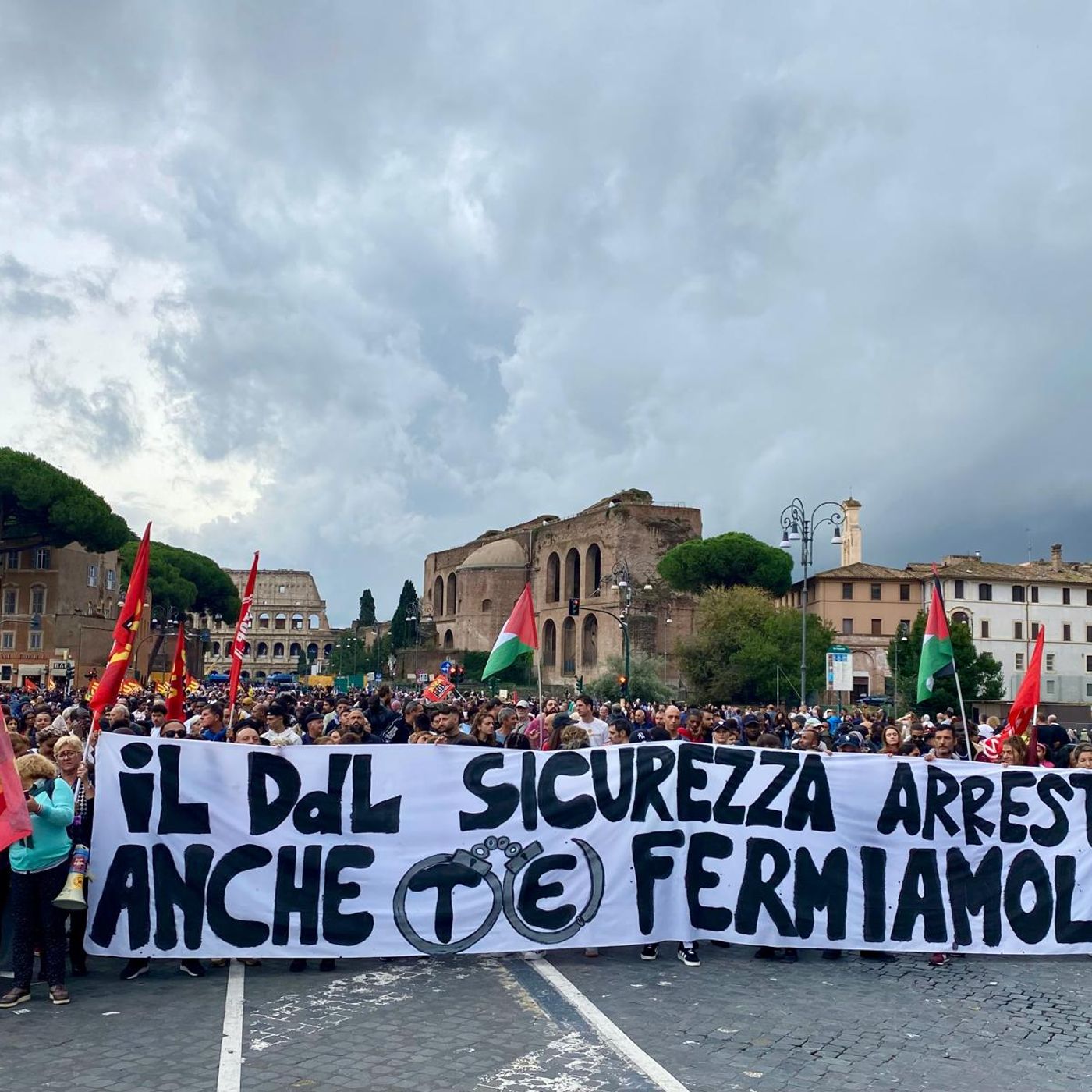 #621 La società dei garantiti e quella degli sbandati e altre storie di Roma episode artwork