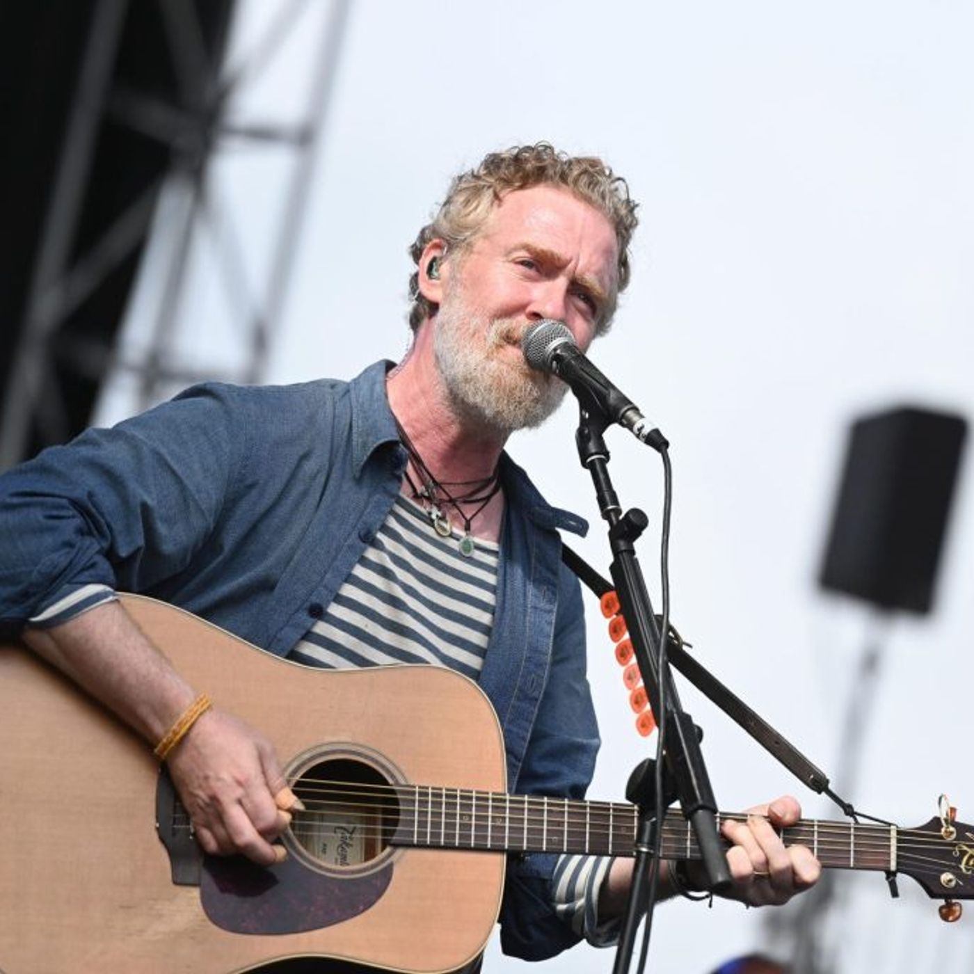 Glen Hansard’s Family Announces Public Memorial and Funeral Details in Dublin