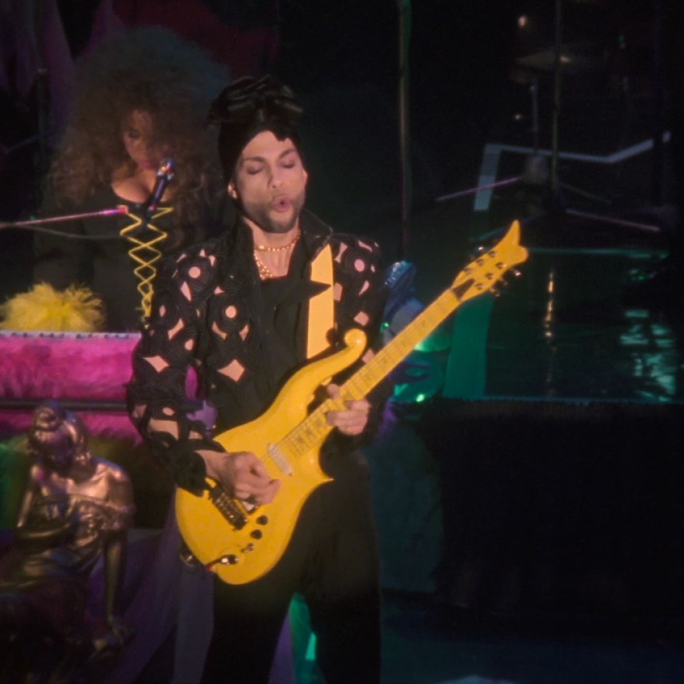 Purple Music Podcast 5x02: Diamonds and Pearls Super Deluxe. Parte 1: "Live at Glam Slam" (The Prince Estate, 2023). episode artwork