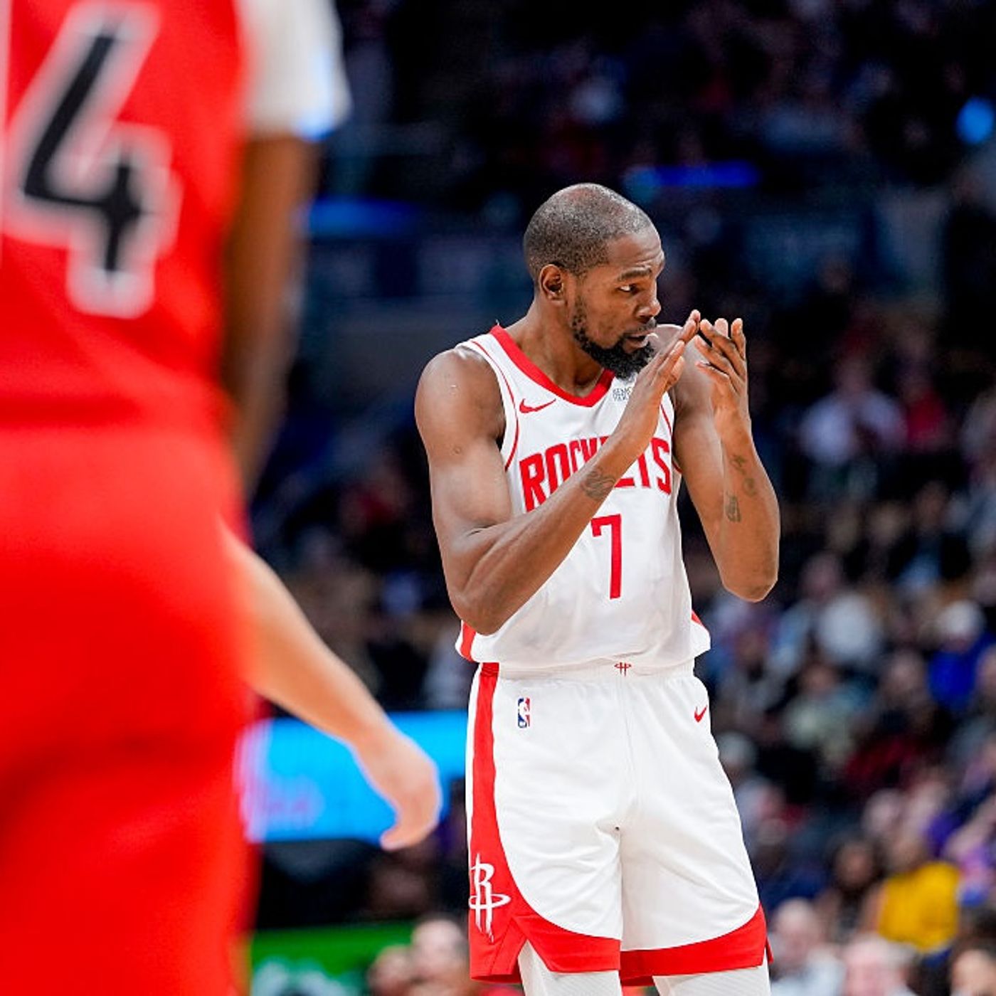 Rockets Dominate vs Raptors, Blue Jays Take The Series to 3-2 Rockets Dominate vs Raptors, Blue Jays Take The Series to 3-2